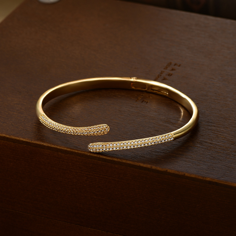 Gold diamond-encrusted sand gold Pandora Middle Eastern style copper bracelet