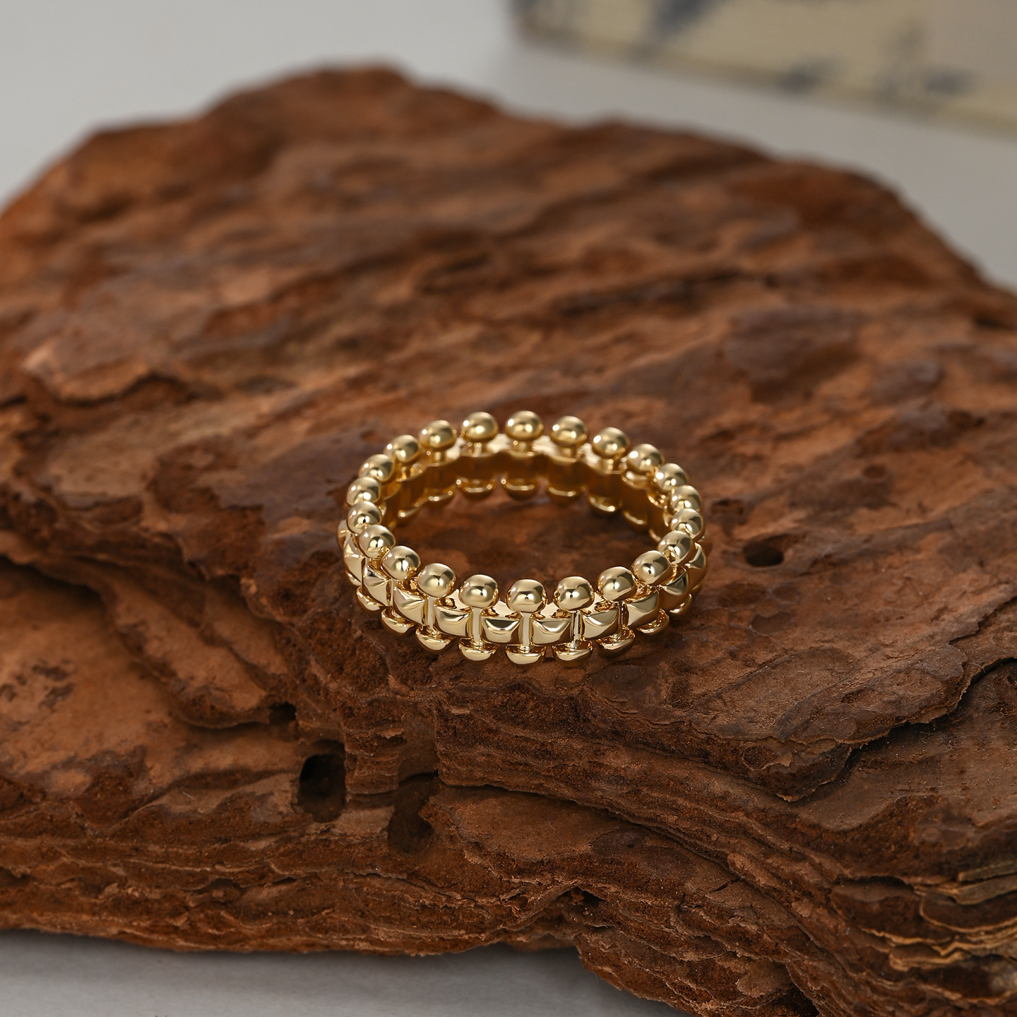 2026 New niche and fashionable double willow stud design couple rings, a versatile style Application Scenario