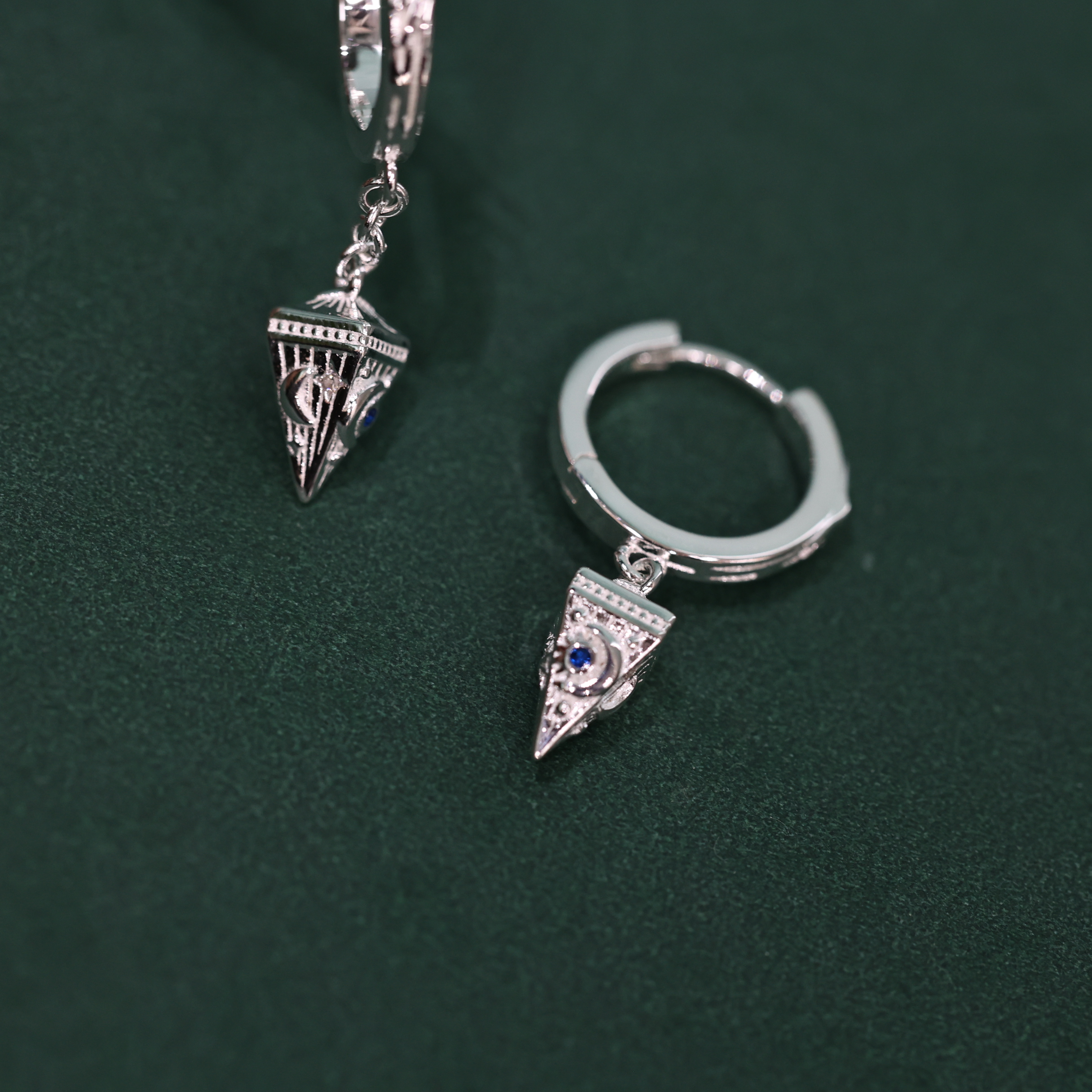 APOTIE's silver retro-style pendant earrings and earrings, with a mid-style S925 silver jewelry, are a niche trend Specification image