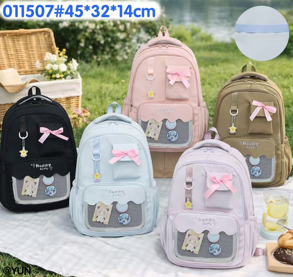 Wear-resistant Oxford fabric men's and women's backpacks, travel outdoor student schoolbags, cross-border bags Application Scenario