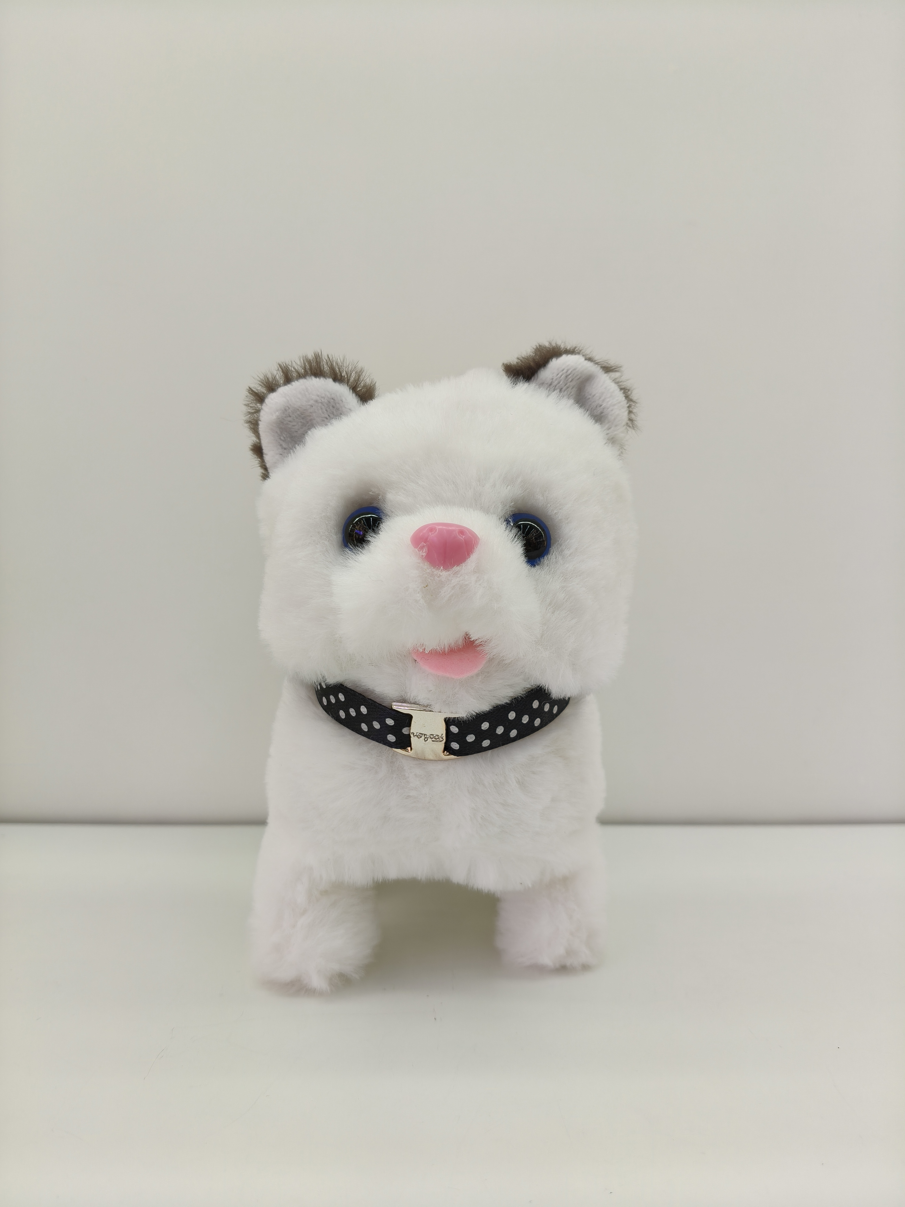 A collar cat plush puppy doll, a cute toy puppy that can walk and bark details Picture