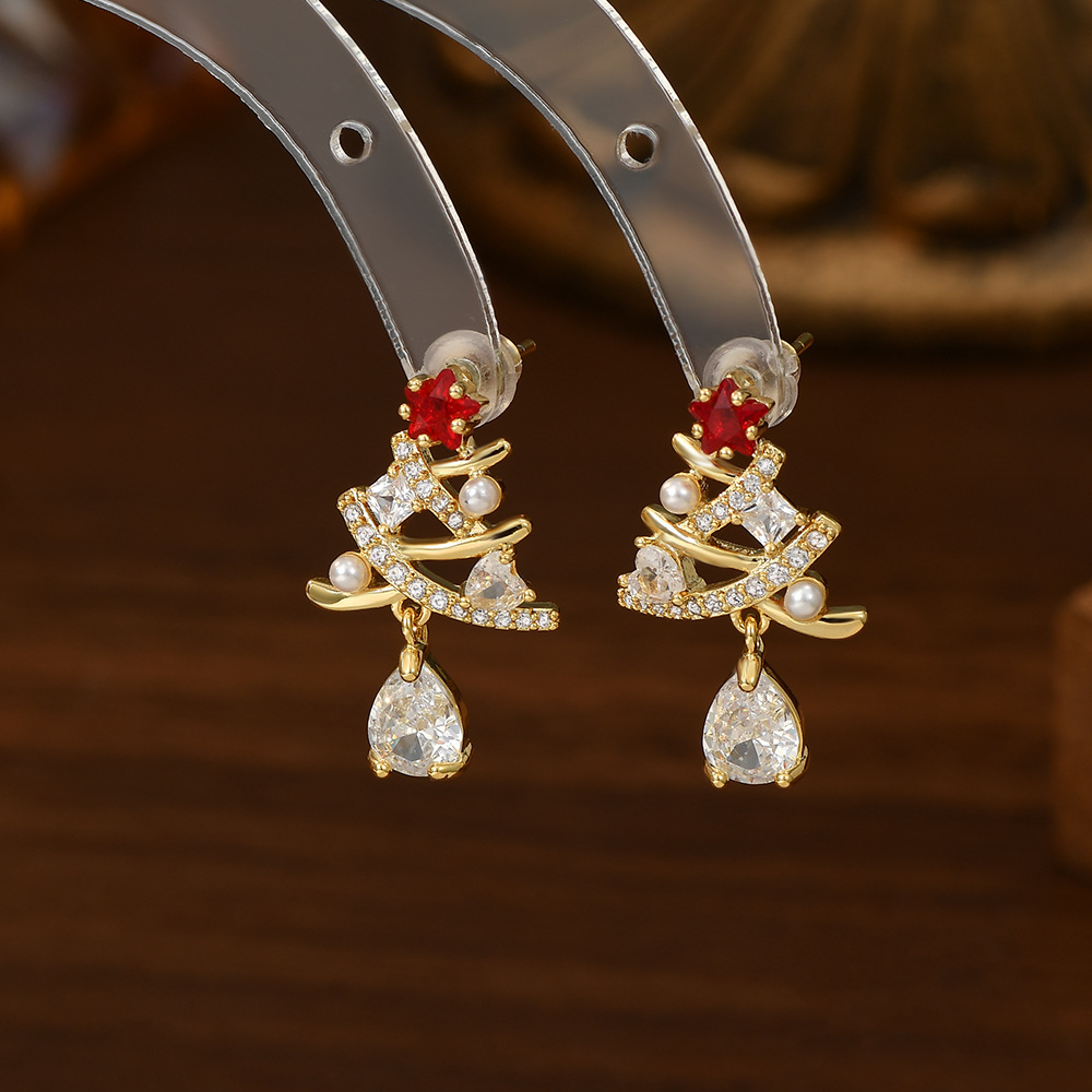The 2026 new, unique, elegant and sweet Christmas tree design is an exclusive and versatile daily outfit for Christmas