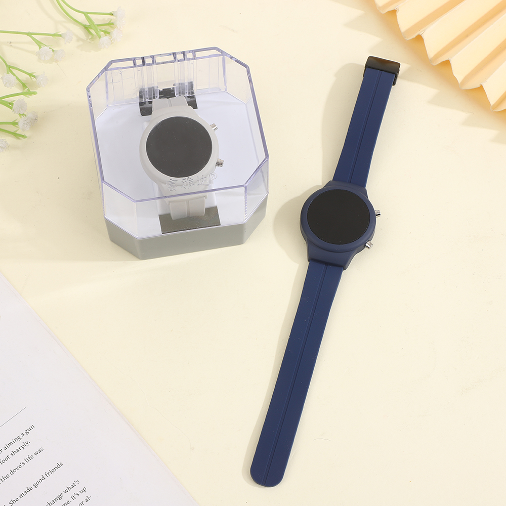 This color LED electronic watch is designed for students and is suitable for both men and women. It features a simple circular digital display with clear luminous time and date. The silicone strap and skin-friendly magnetic clasp make it easy to wear. It is a simple, versatile and elegant electronic watch Application Scenario