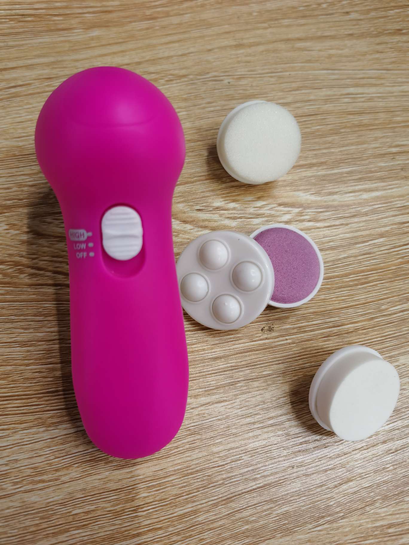 Five-in-one electric facial cleanser, facial cleansing device, facial cleaner, blackhead and pore cleaning instrument, facial massage brush detail image 8