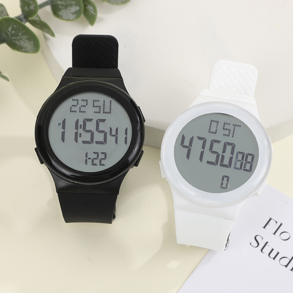 FUYADA high-quality waterproof electronic watch, large dial, clear digital display, student sports electronic watch, luminous alarm clock, multi-functional electronic watch, fashionable and versatile, sporty campus style Application Scenario