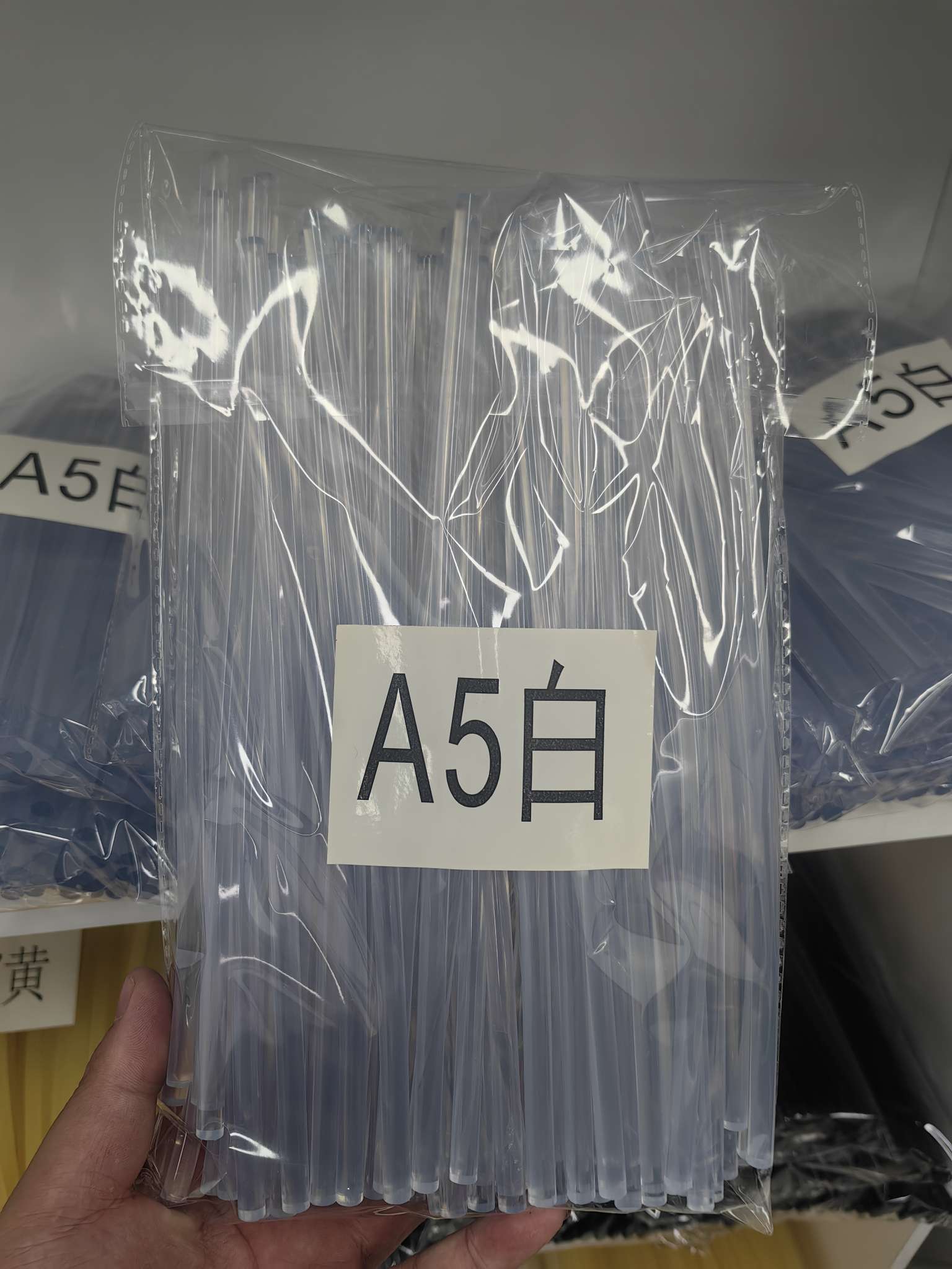 广东热熔胶，超强粘型，打胶不拉丝