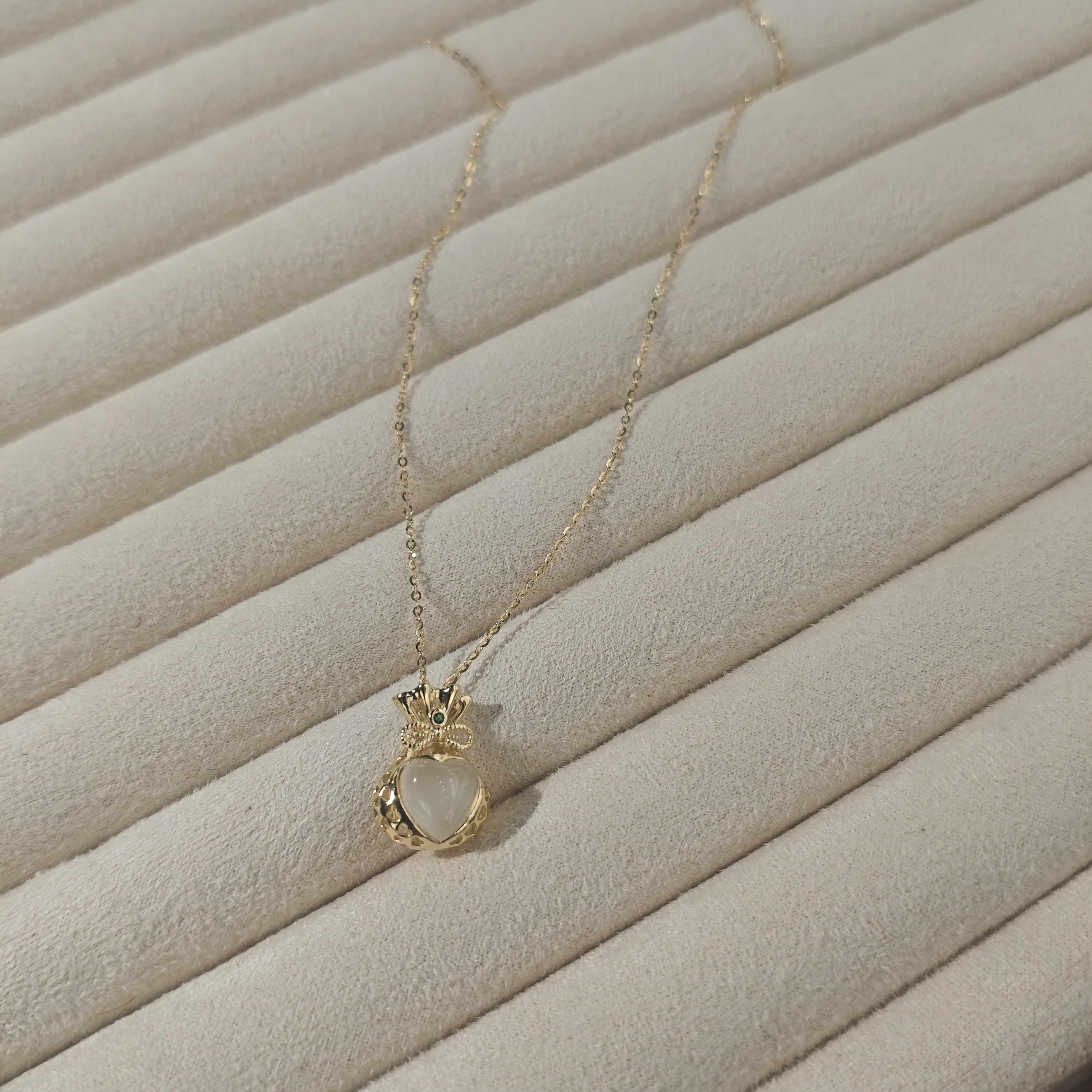 Influential new jewelry, S925 Silver Heart White chalcedony Lucky Bag Gold Silver Necklace detail image 3