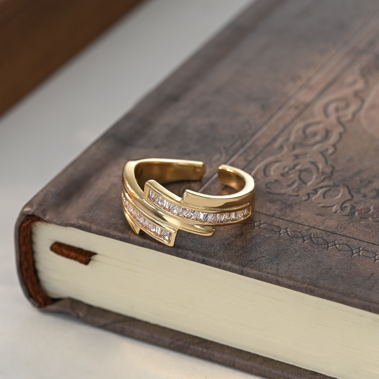 2026 New niche and unique geometric ring, simple and versatile index finger ring, a daily versatile choice Application Scenario