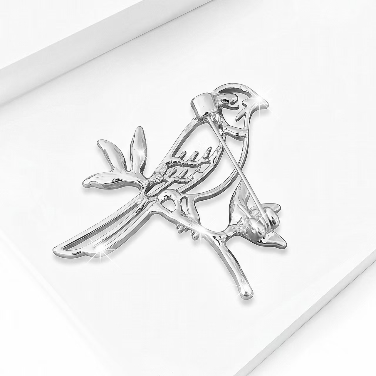 新款简约女士合金小鸟胸针优雅个性鸟类别针服装饰品百搭详情5