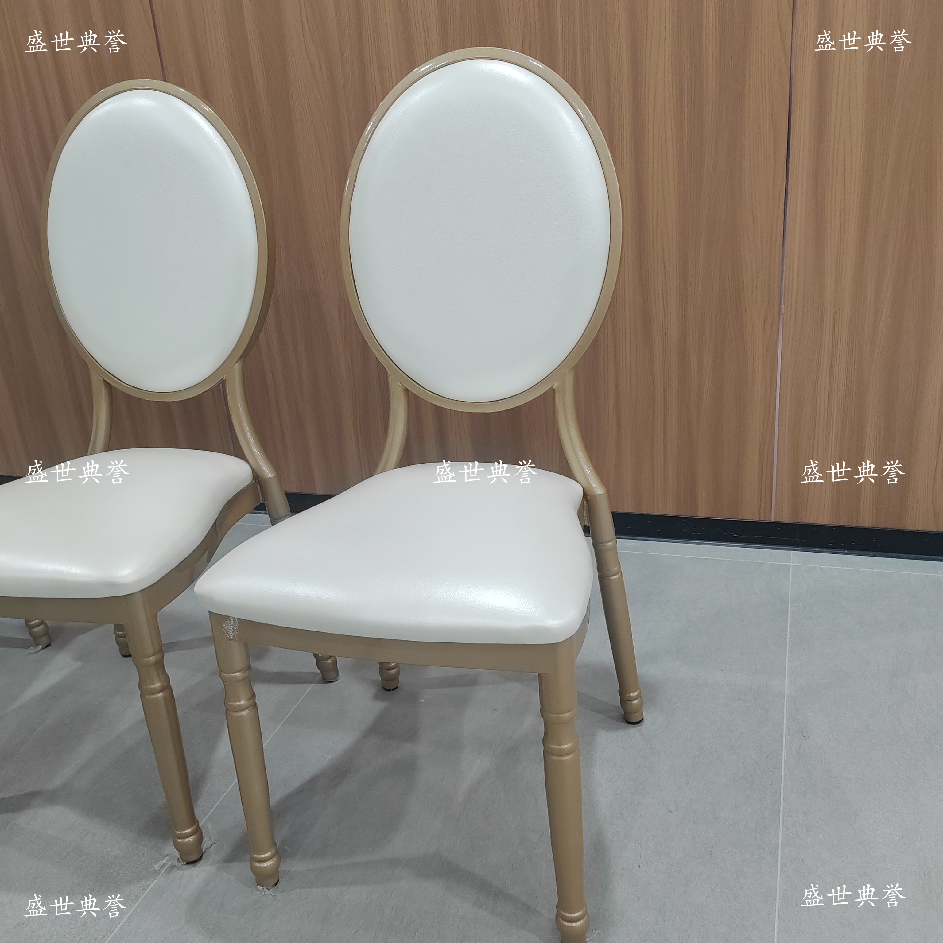 Anqing International Banquet Center dining tables and chairs, wedding banquet sun chairs, theme wedding round-back chairs, hotel folding dining tables and chairs
