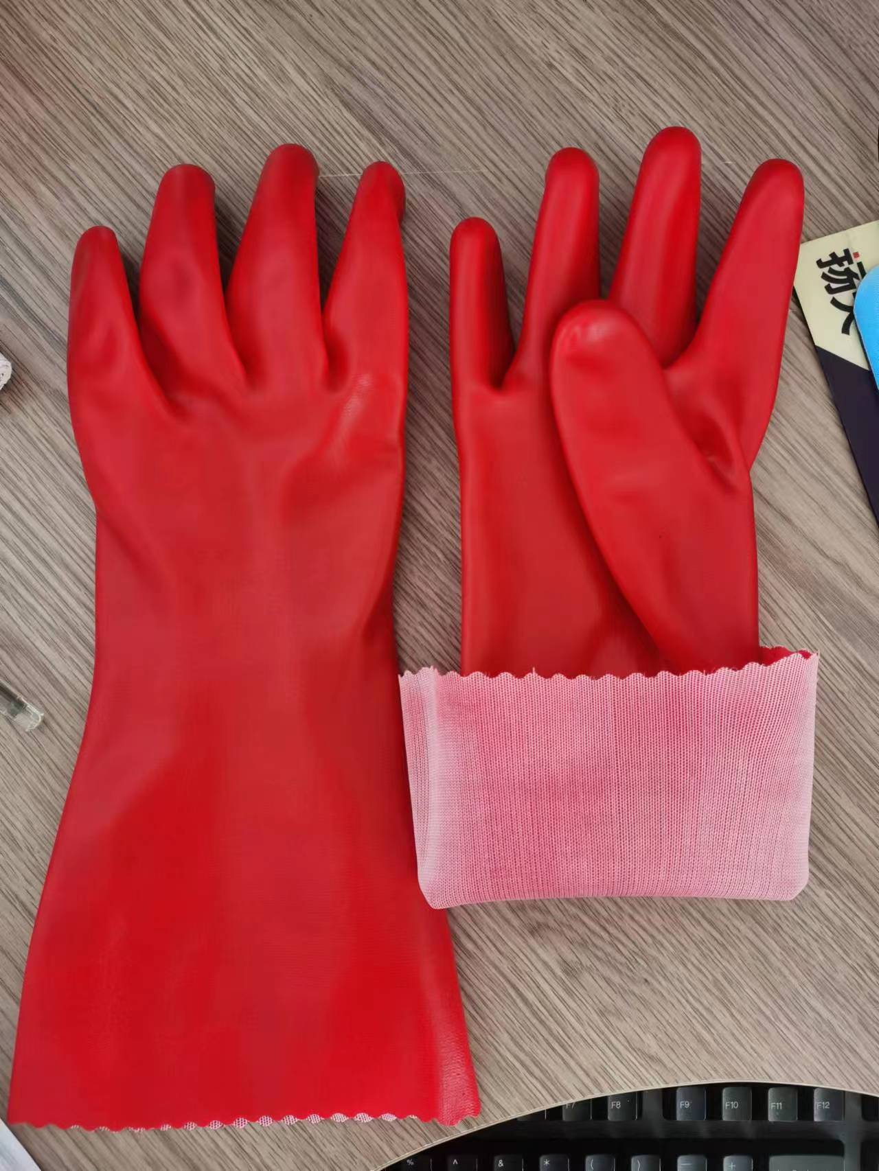 Factory plastic-coated gloves, thickened pvc, oil-resistant, acid and alkali resistant, waterproof, wear-resistant, anti-slip gloves, labor protection gloves Item Picture