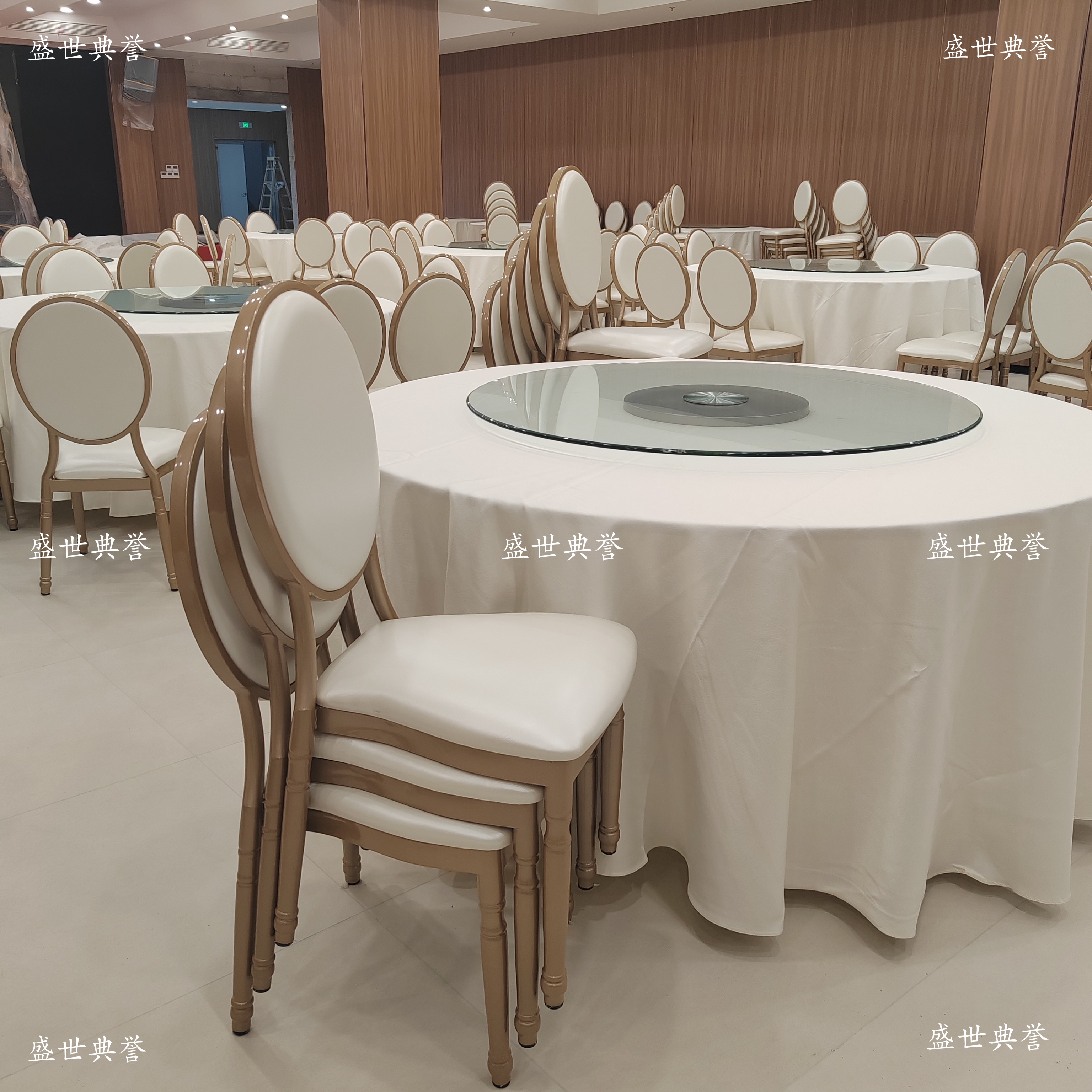 Anqing International Banquet Center dining tables and chairs, wedding banquet sun chairs, theme wedding round-back chairs, hotel folding dining tables and chairs Specification image