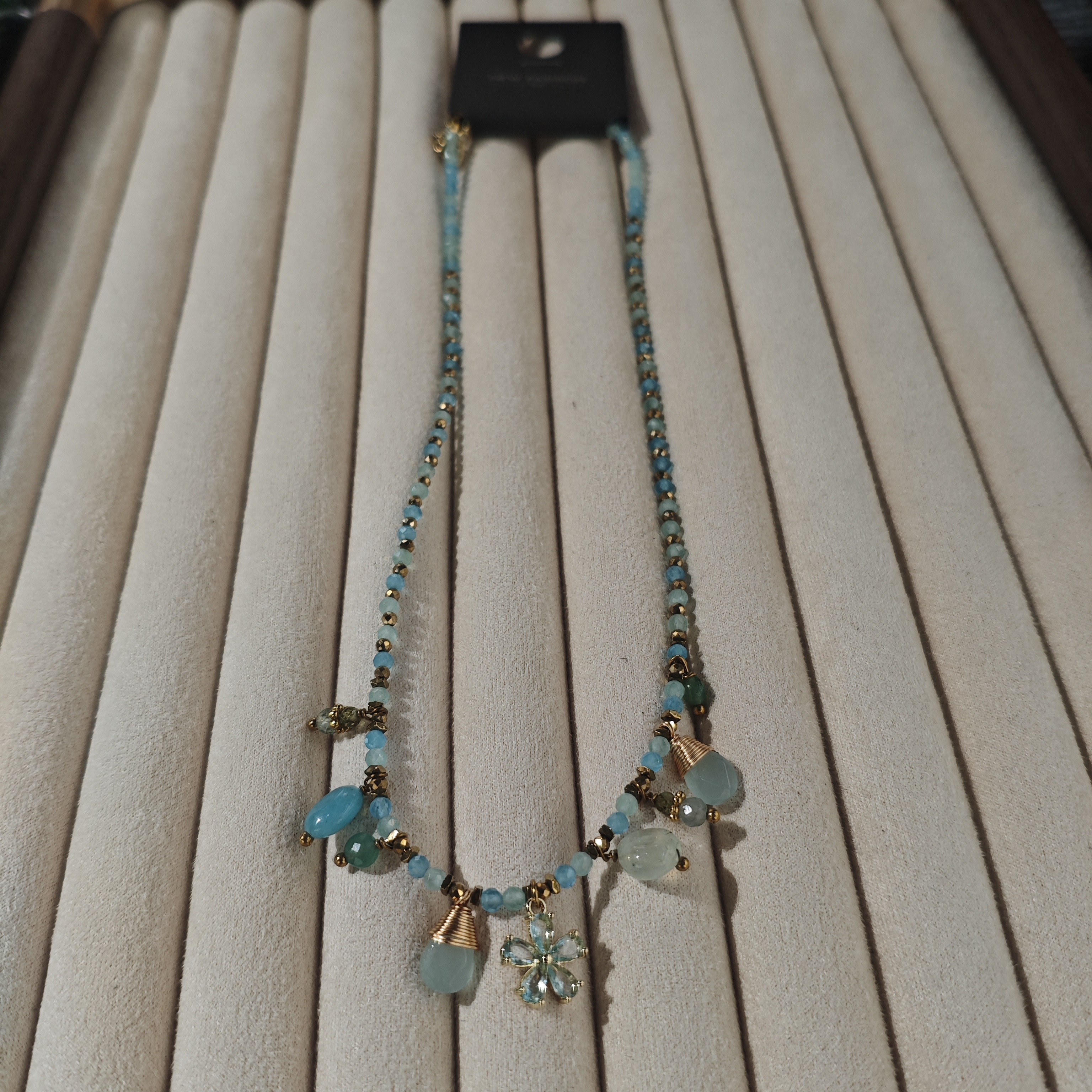 Influential new accessory, fashionable and elegant aquamarine beaded handcrafted necklace detail image 3