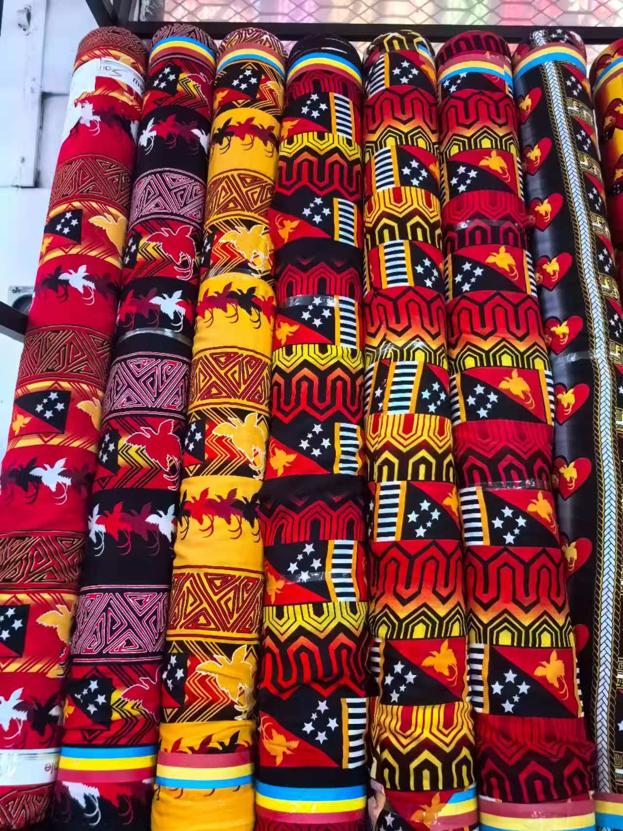 South Pacific tribal print lavalava fabric, faux cotton fabric, vacation shawl, beach towel, piece skirt, factory wholesale, viscose (faux cotton) fabric, Qni clothing material Application Scenario