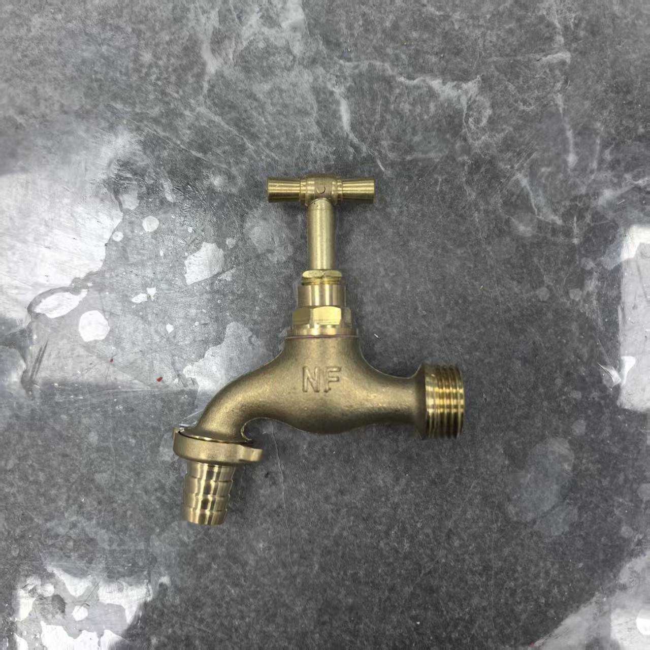RR-TJ1359全铜水龙头图