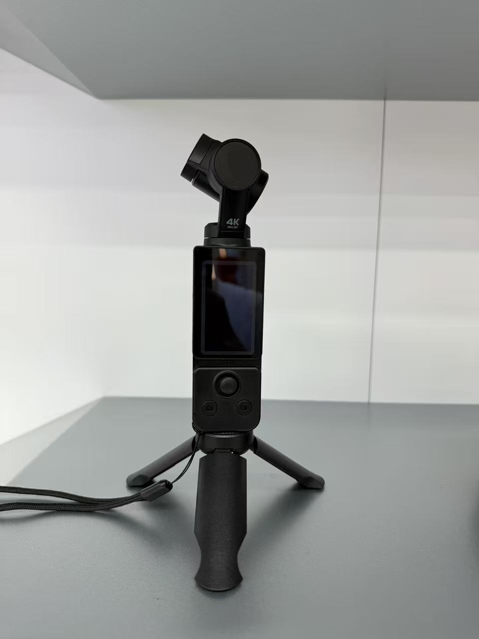 Pocket4黑色云台运动相机 4K高清防抖便携式智能拍摄