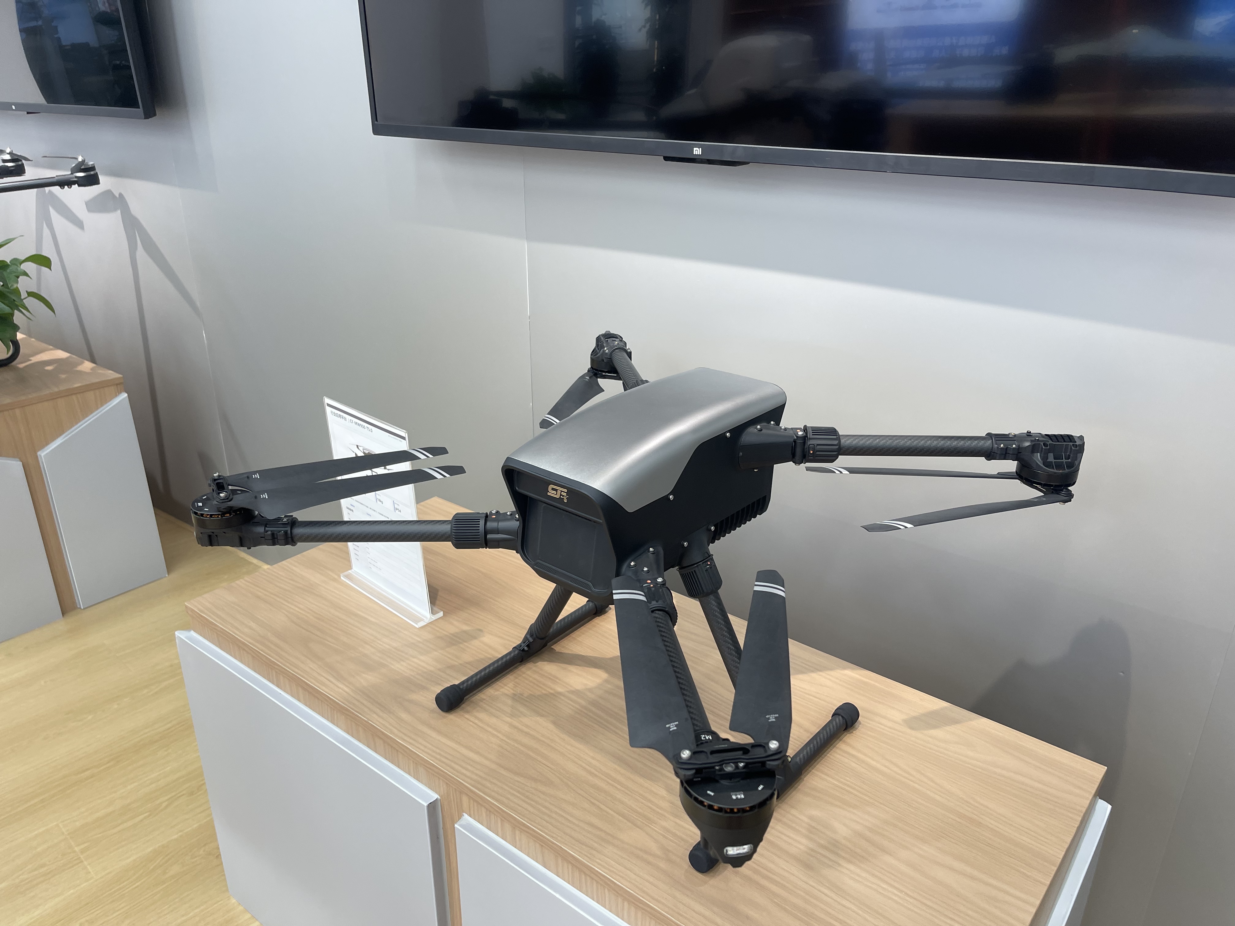 Dji industry inspection aerial photography drone with screen, a professional-grade civilian drone Application Scenario
