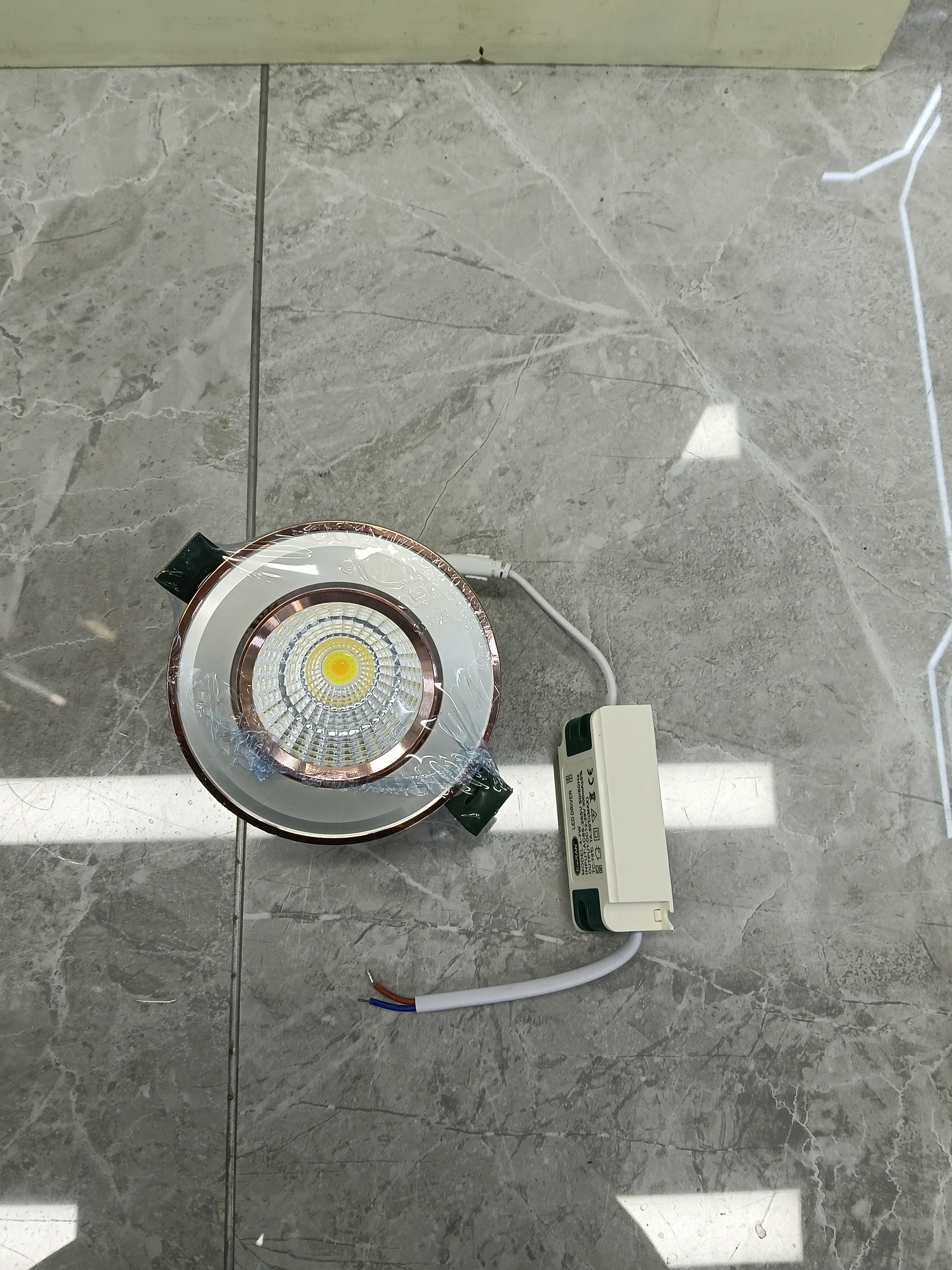 EMRAN铜边LED射灯白色驱动器婚礼新婚筒灯射灯装饰品