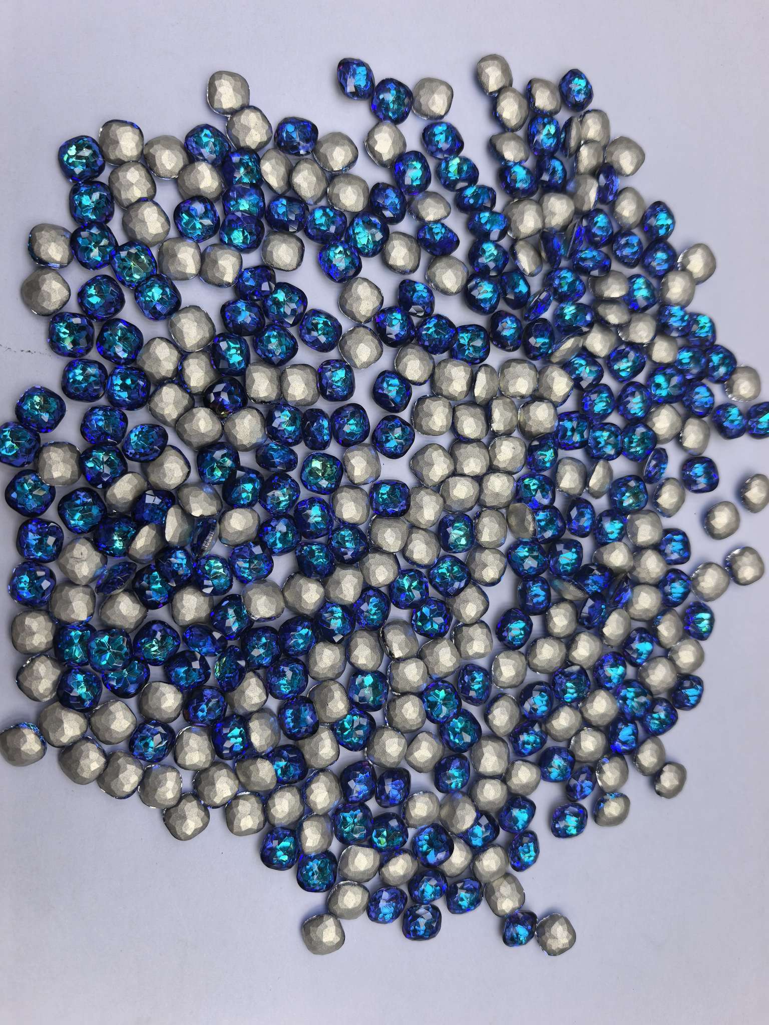 Silver crystal diamond jewelry made of alloy material, light luxury for daily wear detail image 3