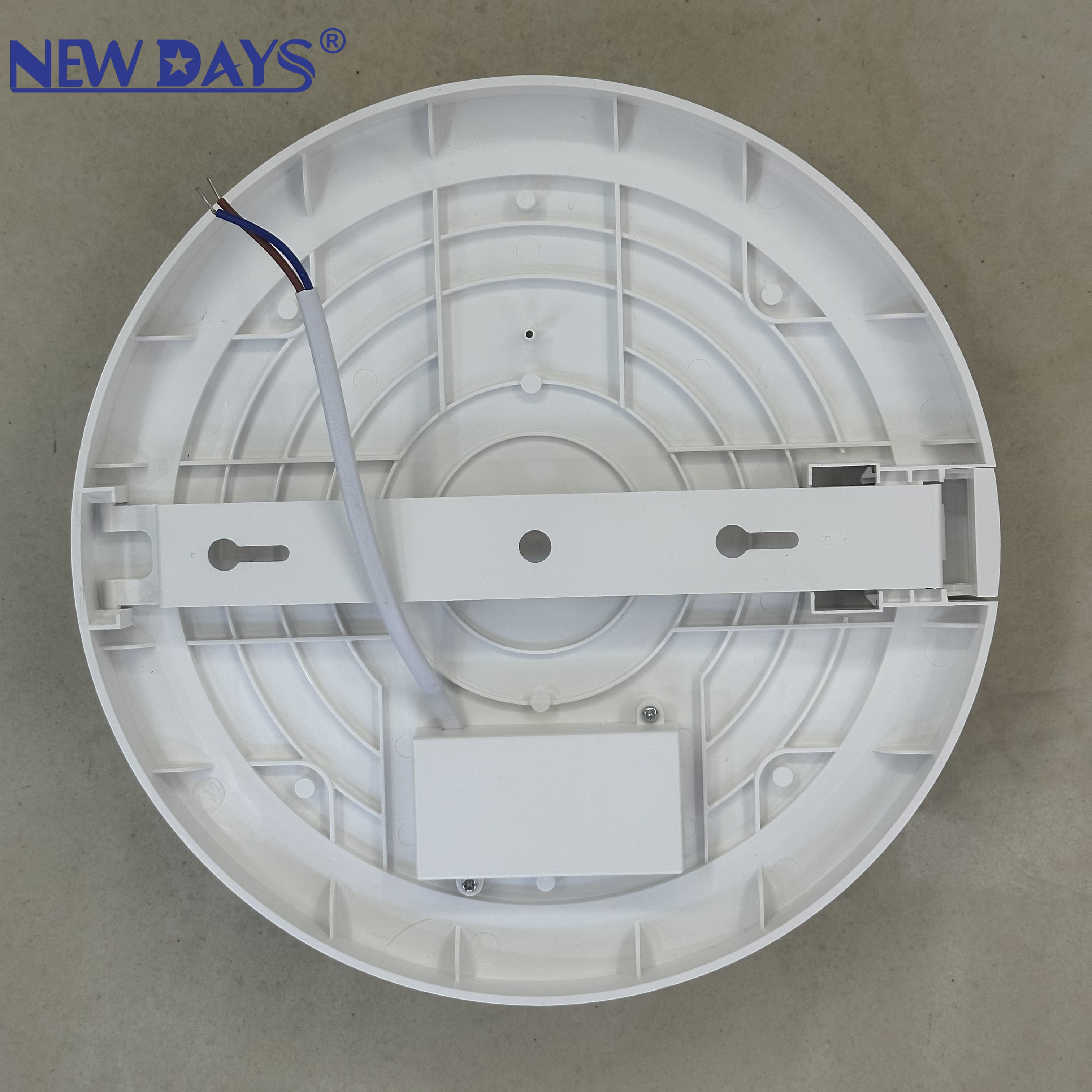 مصابيح جديدة من طراز LED من طراز Newdays التجارية العابرة للحدود من طراز Newdays، ومصابيح ذات إضاءة ذات كفاءة عالية من حيث الطاقة، ومصابيح أرضية داخلية Item Picture