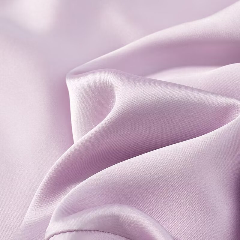 European and American cross-border 2026 Spring/Summer new backless silk satin-textured halter dress, a high-end vacation-style satin long dress Application Scenario