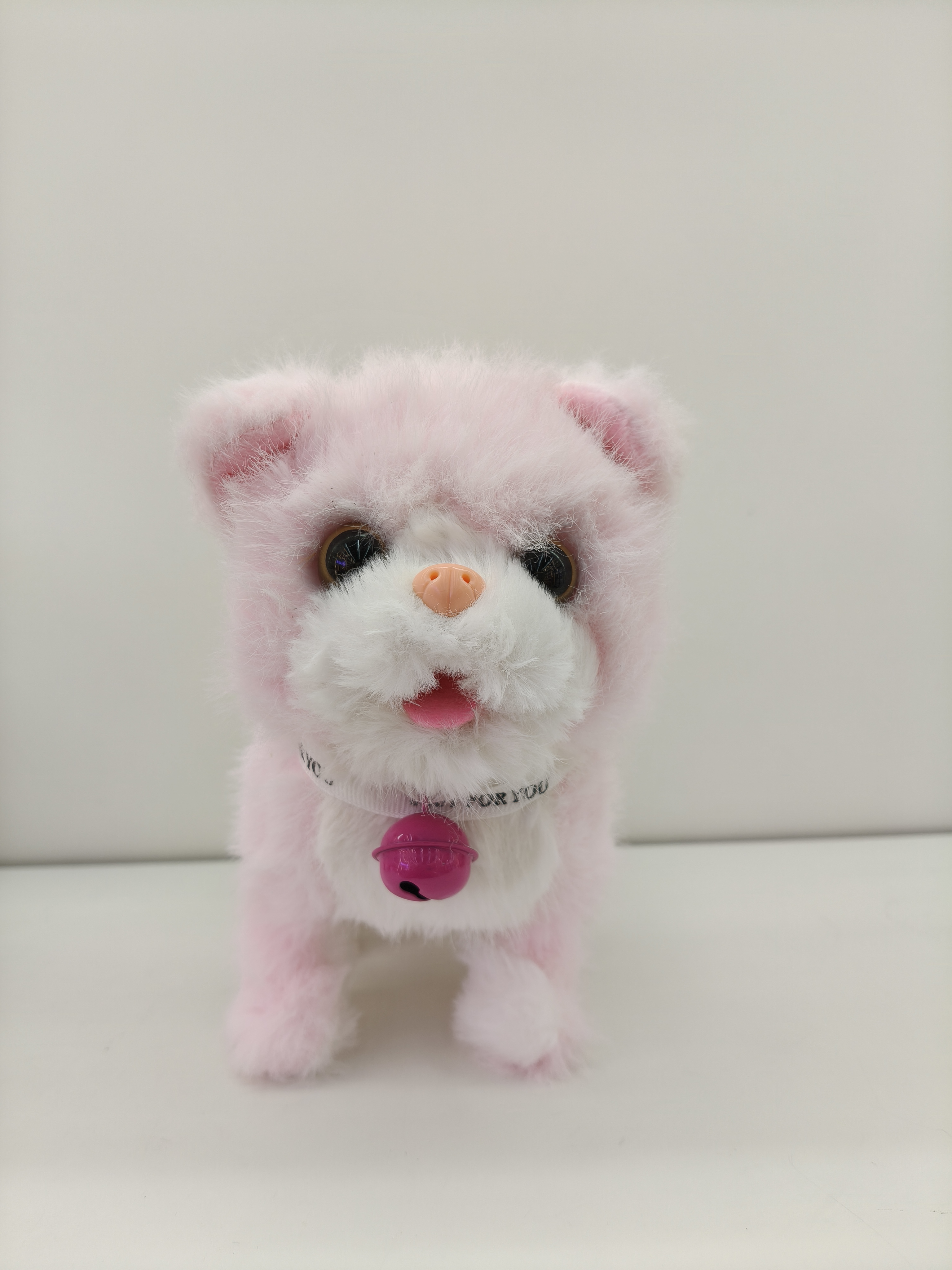 Talking cat plush electric toy, recording singing, walking, wagging tail, children's toy Application Scenario