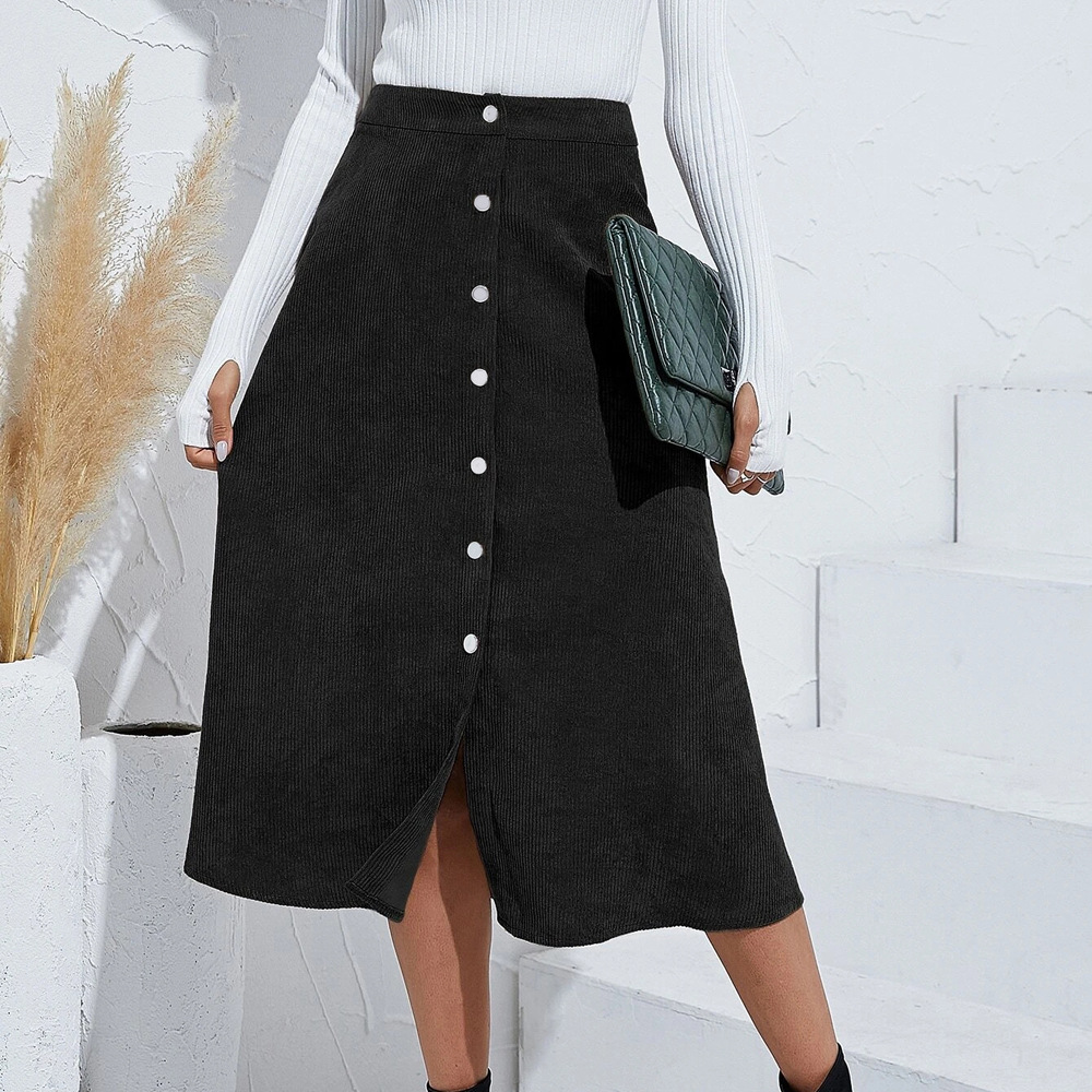 2026 New women's Amazon independent store corduroy half skirt, single-breasted high-waisted autumn and winter long skirt for women, large skirt hem Application Scenario