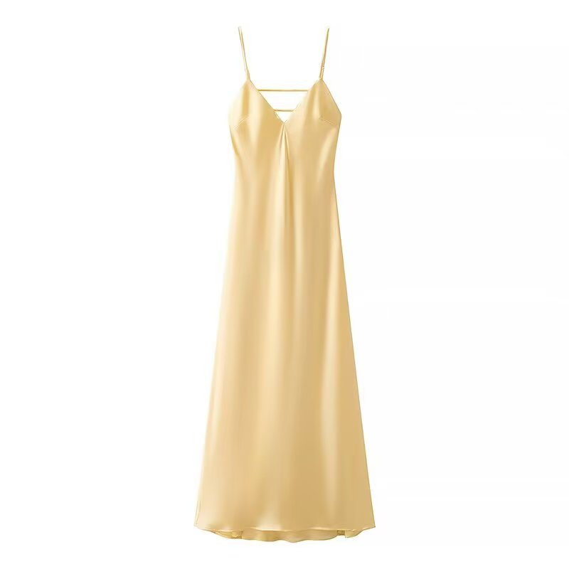 European and American cross-border 2026 Spring/Summer new backless silk satin-textured halter dress, a high-end vacation-style satin long dress Item Picture