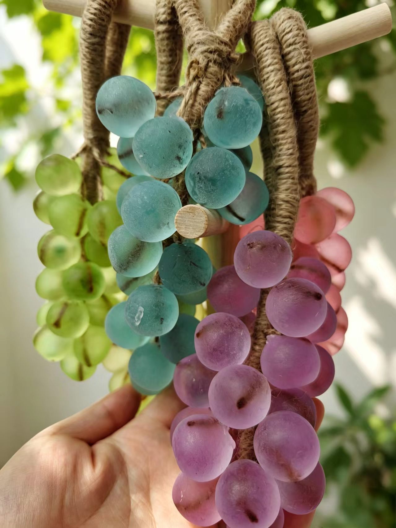 maxi limpio Colorful Grape String Essential Oil Handmade Soap details Picture