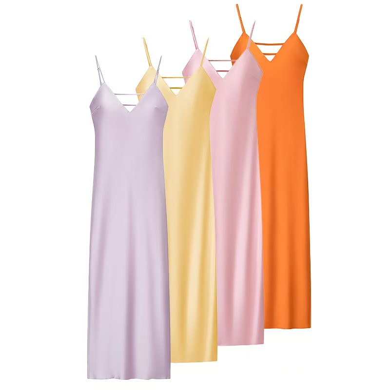 European and American cross-border 2026 Spring/Summer new backless silk satin-textured halter dress, a high-end vacation-style satin long dress