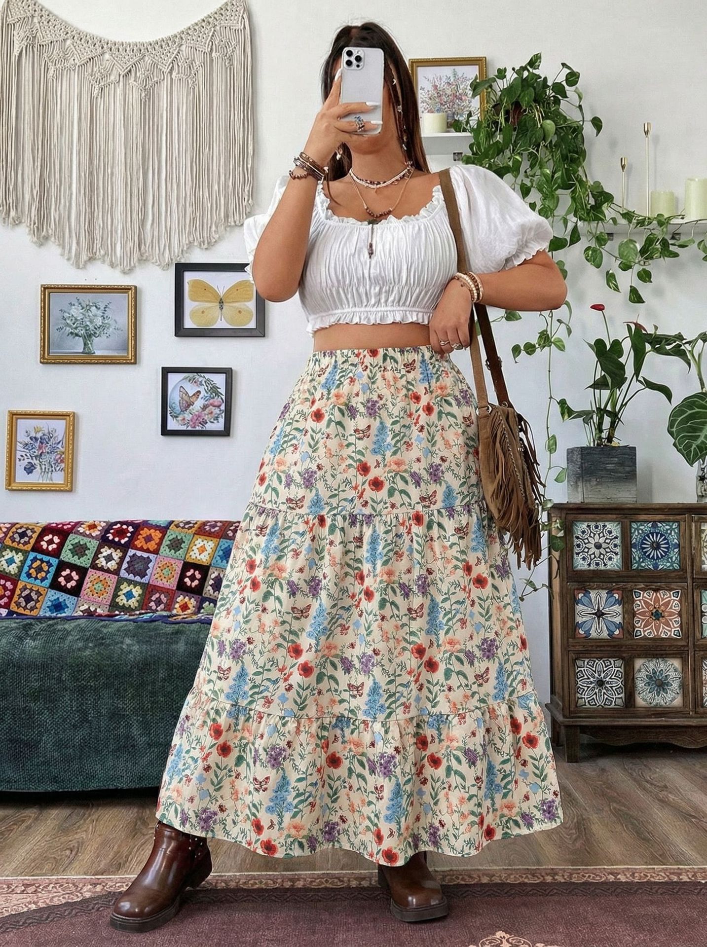 A new large-sized, high-waisted, slimming A-line floral print MIDI dress from Europe and America in summer, featuring retro floral prints