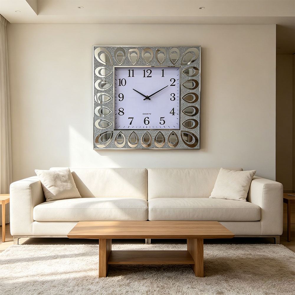 Classic silver, simple glass, European-style home wall clock, wall-mounted clock mirror, round clock, cross-border bestseller, living room decoration clock, export clock, velvet cloth, wooden home wall clock Application Scenario