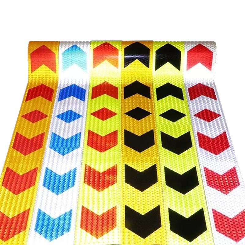 Maintain a safe distance, reflective car stickers, strong reflective seven-color warning, rear-end car stickers, rear bumper cover stickers, reflective films, crystal color grid arrow diagonal text reflective tapes, warning reflective stickers, reflective paper detail image 3
