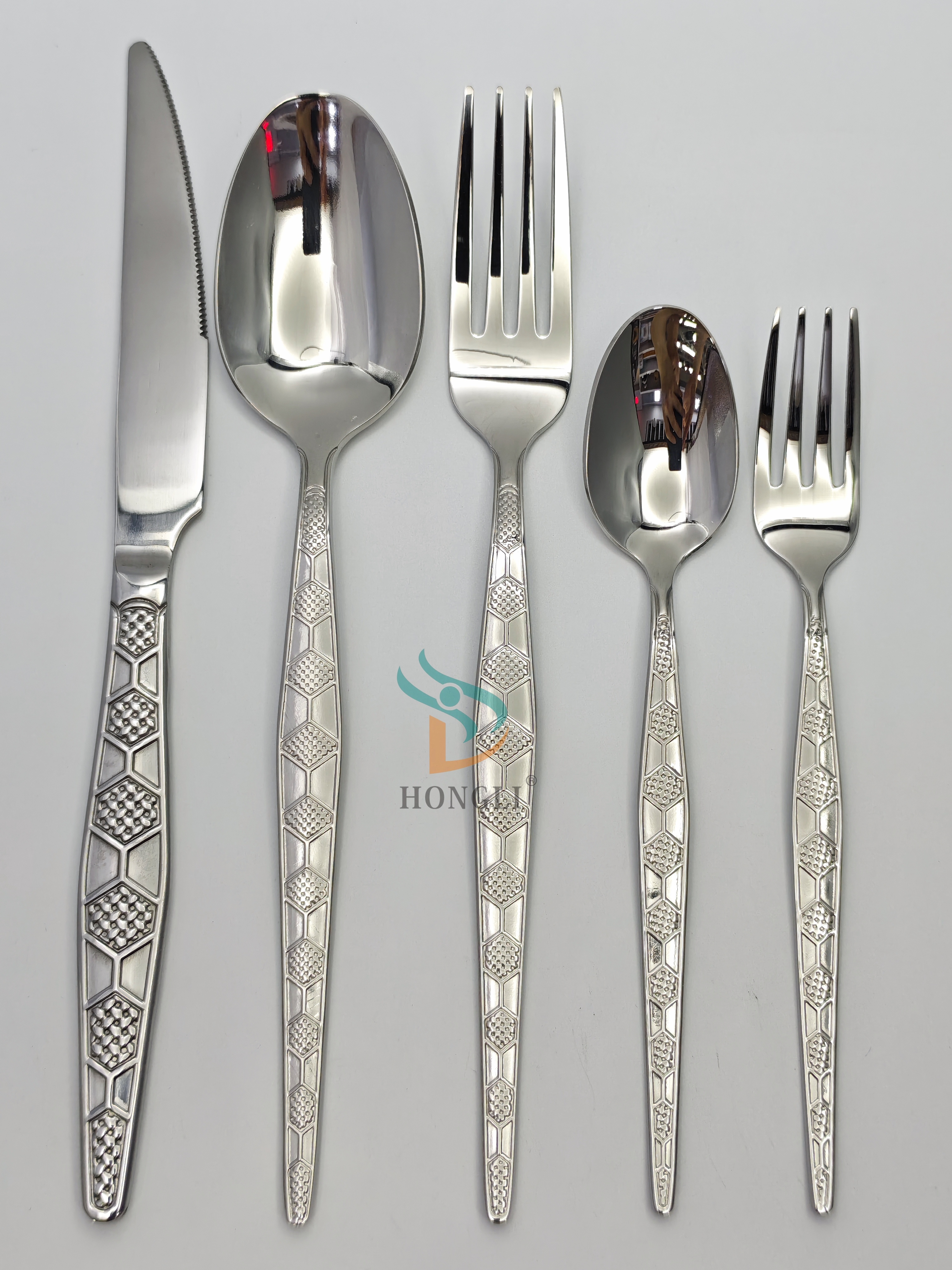 مجموعة من خمس قطع من الفولاذ غير القابل للصدأ من فندق الفضة Specification image