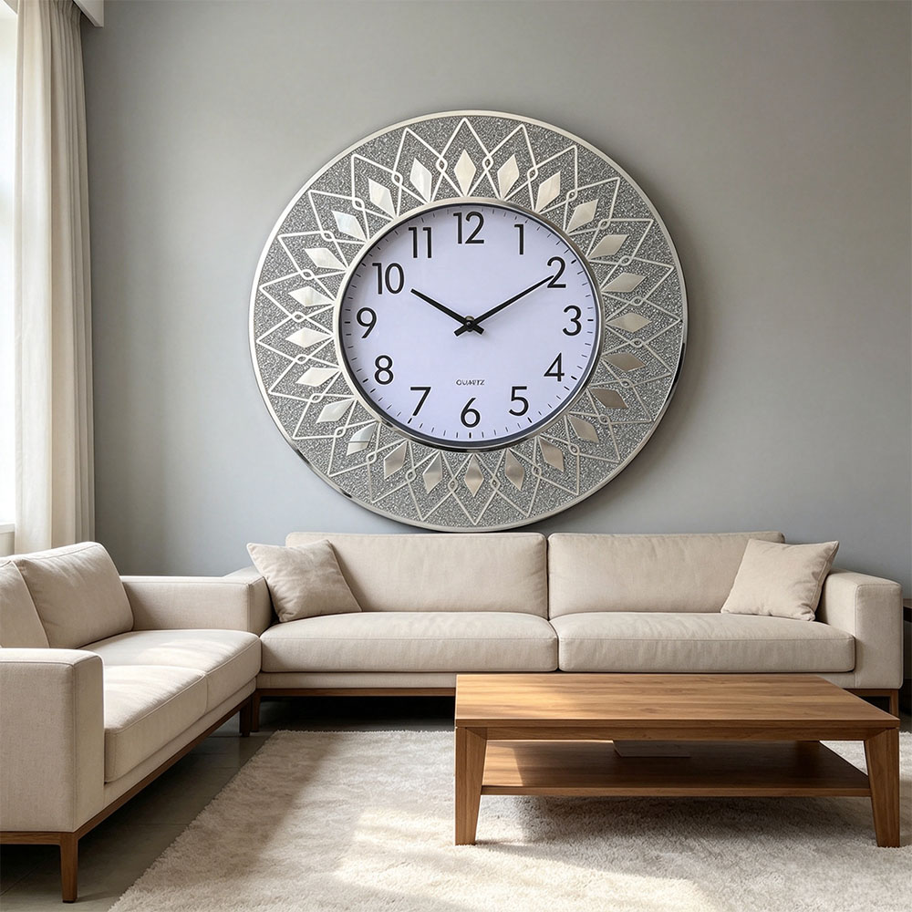 Simple Nordic style silent second-scanning wall clock, classic silver powder-printed wall clock, silver diamond-encrusted art craft glass wall clock, art craft glass wall clock for home entrance, bedroom, hall and study