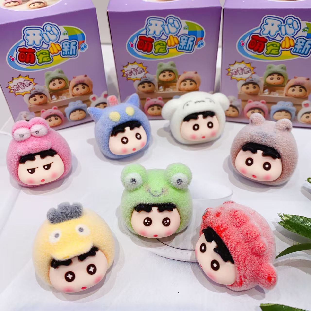 Cartoon plush Shin-chan figurine blind box, cute and adorable mini desktop decorative item Specification image