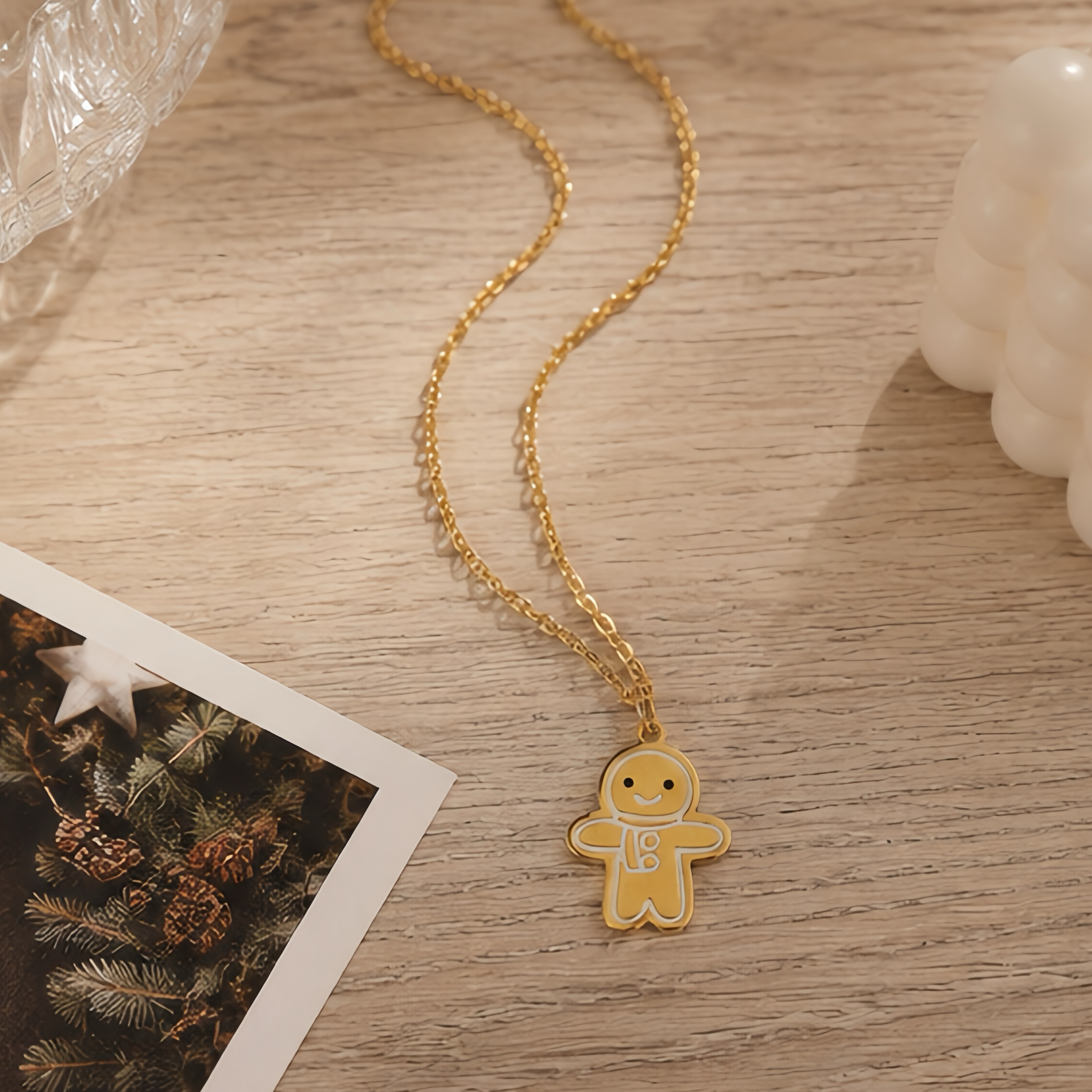 Cartoon gingerbread man oil drip pendant, stainless steel Christmas festival-themed accessory, sweet autumn and winter, versatile to wear alone or layer, childlike decorative collarbone chain Application Scenario