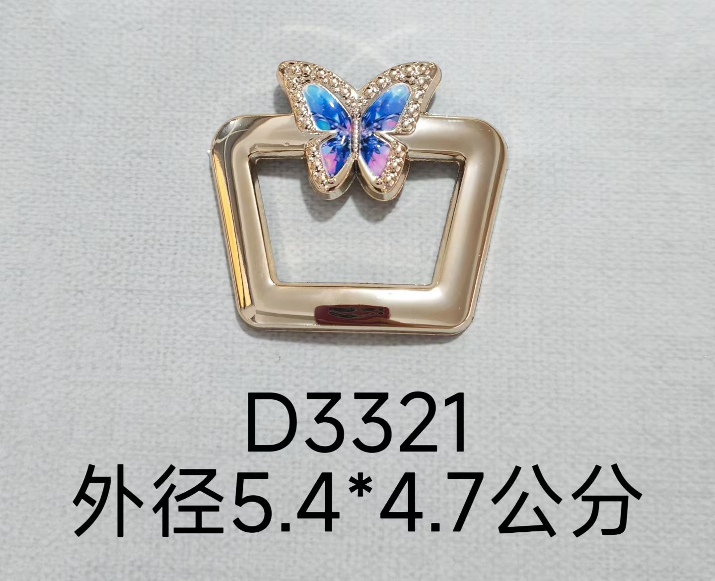 厂家直销新款3D印花炫彩蝴蝶鞋扣服装扣帽子饰品
颜色可定制
具体价格可到店面谈