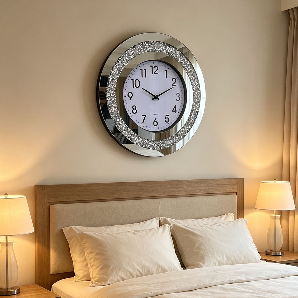 Circular silver diamond-encrusted digital craft wall clock, a simple and fashionable diamond-encrusted glass wall clock for the bedroom, living room and entrance hall Specification image