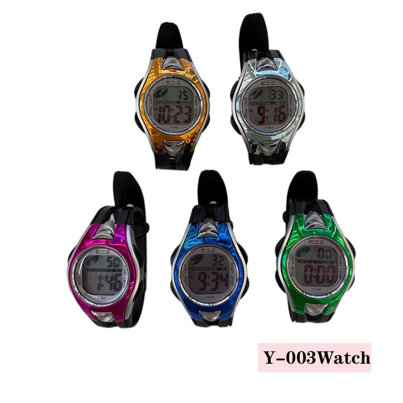 The YITONG basic model electronic watch from YITONG offers high cost performance and durability. It is specially designed for students to wear in class and on a daily basis. The Y-003 color waterproof luminous sports electronic watch for both men and women is a trendy electronic watch details Picture