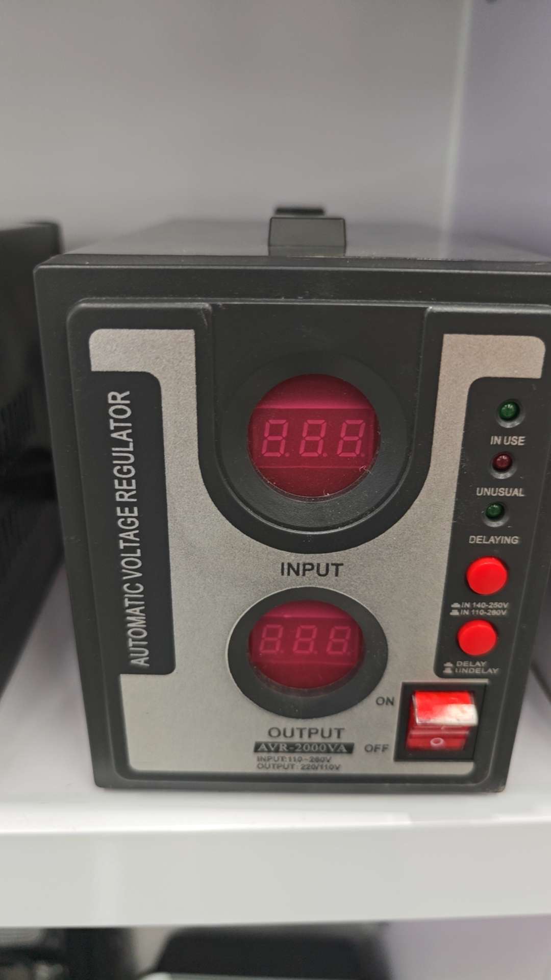 The fully automatic voltage stabilizer features multi-specification protection circuits to stabilize the voltage full image