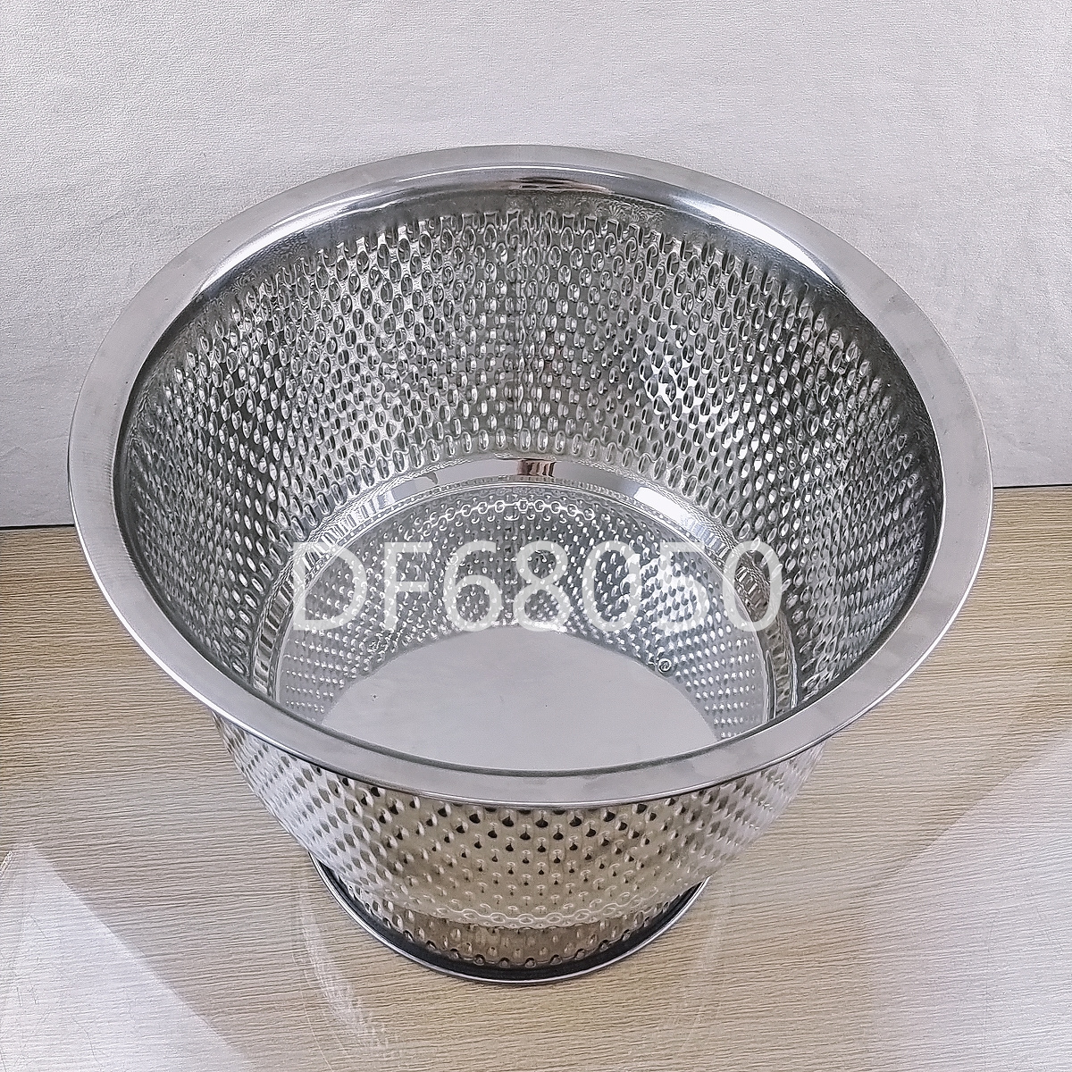 دلو ثلج كبير من الفولاذ غير القابل للصدأ من طراز DF68050W إلى دلو من النبيذ الأحمر الضخم في وعاء المأدبة، من دلو من الفولاذ غير القابل للصدأ Item Picture