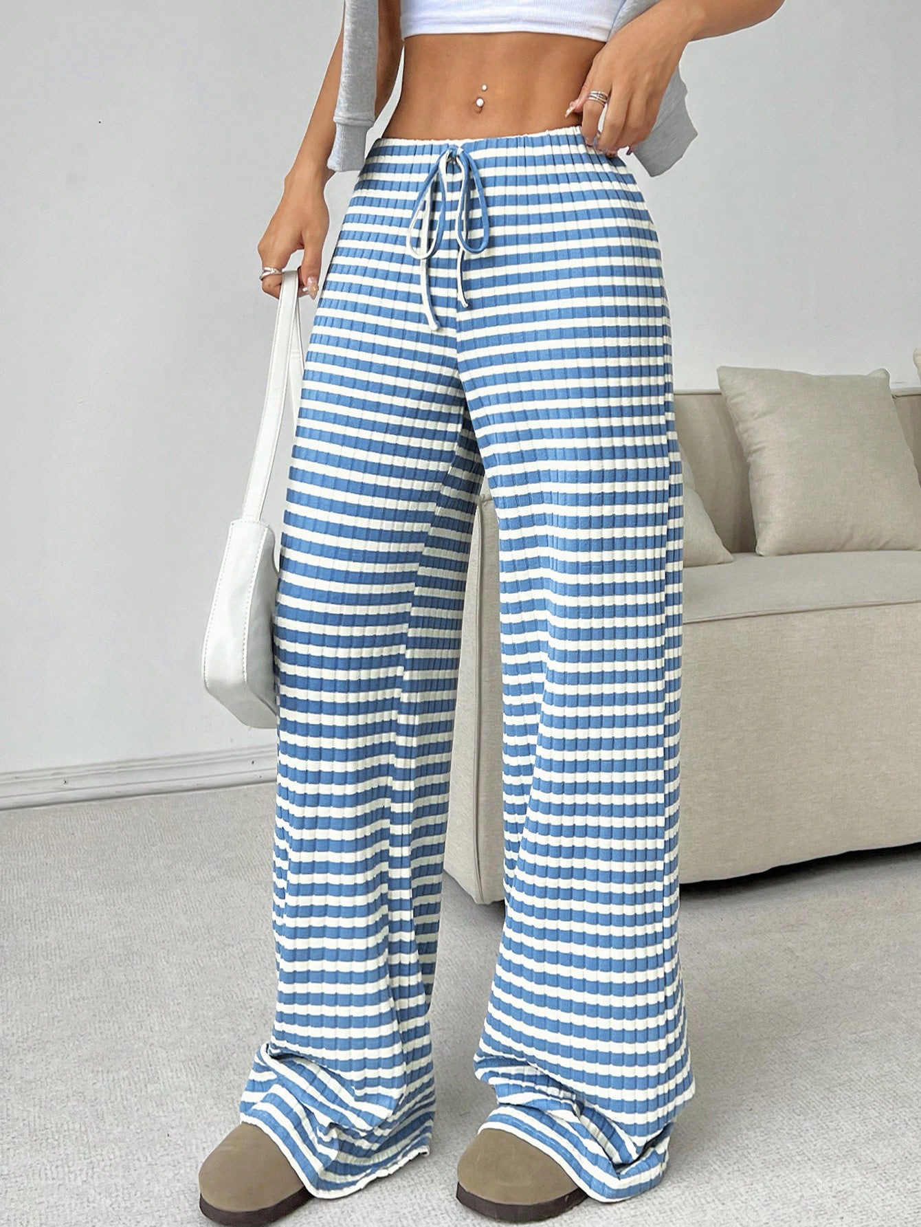 New casual striped solid color elastic drawstring cotton straight-leg pants for Amazon's cross-border women's clothing in the spring and autumn of 2026 Application Scenario