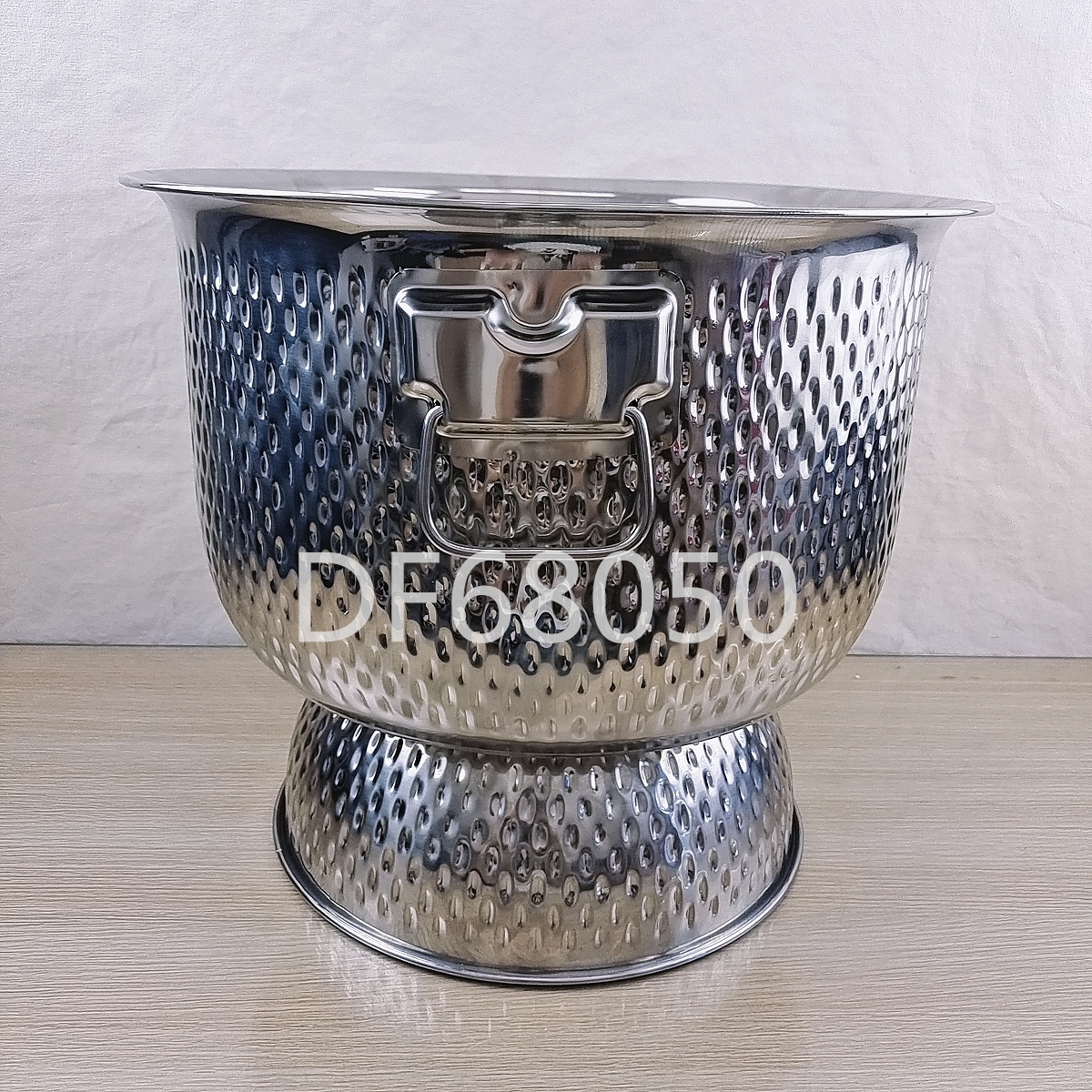دلو ثلج كبير من الفولاذ غير القابل للصدأ من طراز DF68050W إلى دلو من النبيذ الأحمر الضخم في وعاء المأدبة، من دلو من الفولاذ غير القابل للصدأ Specification image