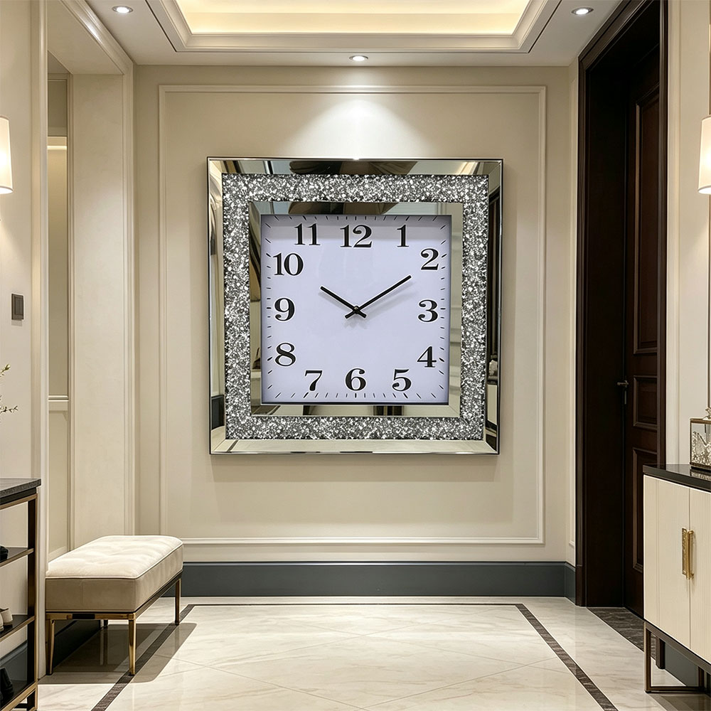Silver diamond-encrusted digital craft wall clock, a simple and fashionable diamond-encrusted glass wall clock for bedroom, living room and entrance hall