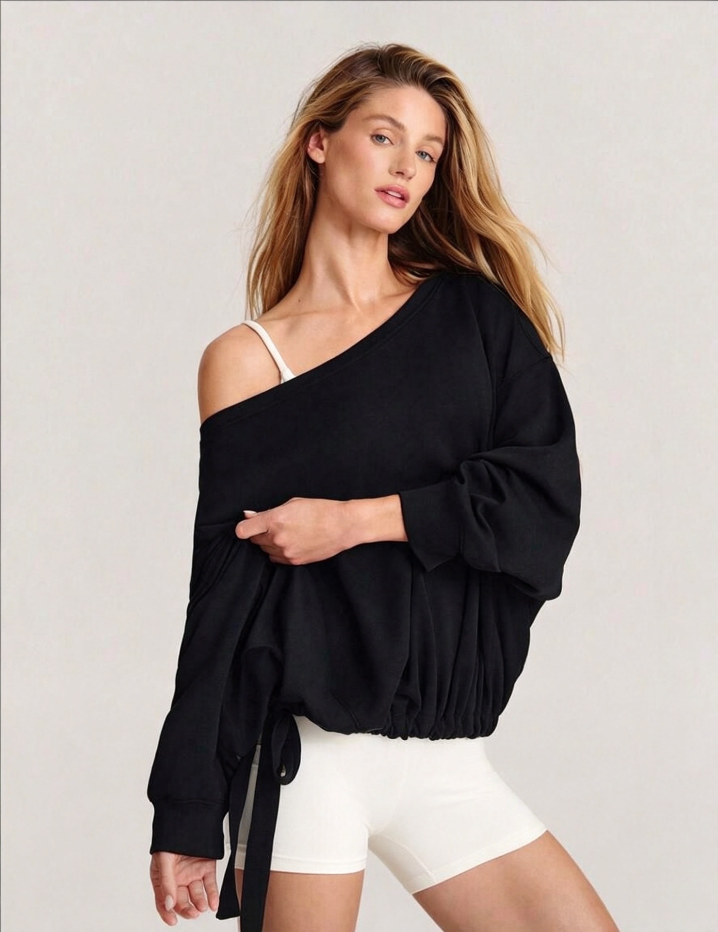 White loose Korean-style women's T-shirt, a cross-border bestseller for women's wear Application Scenario
