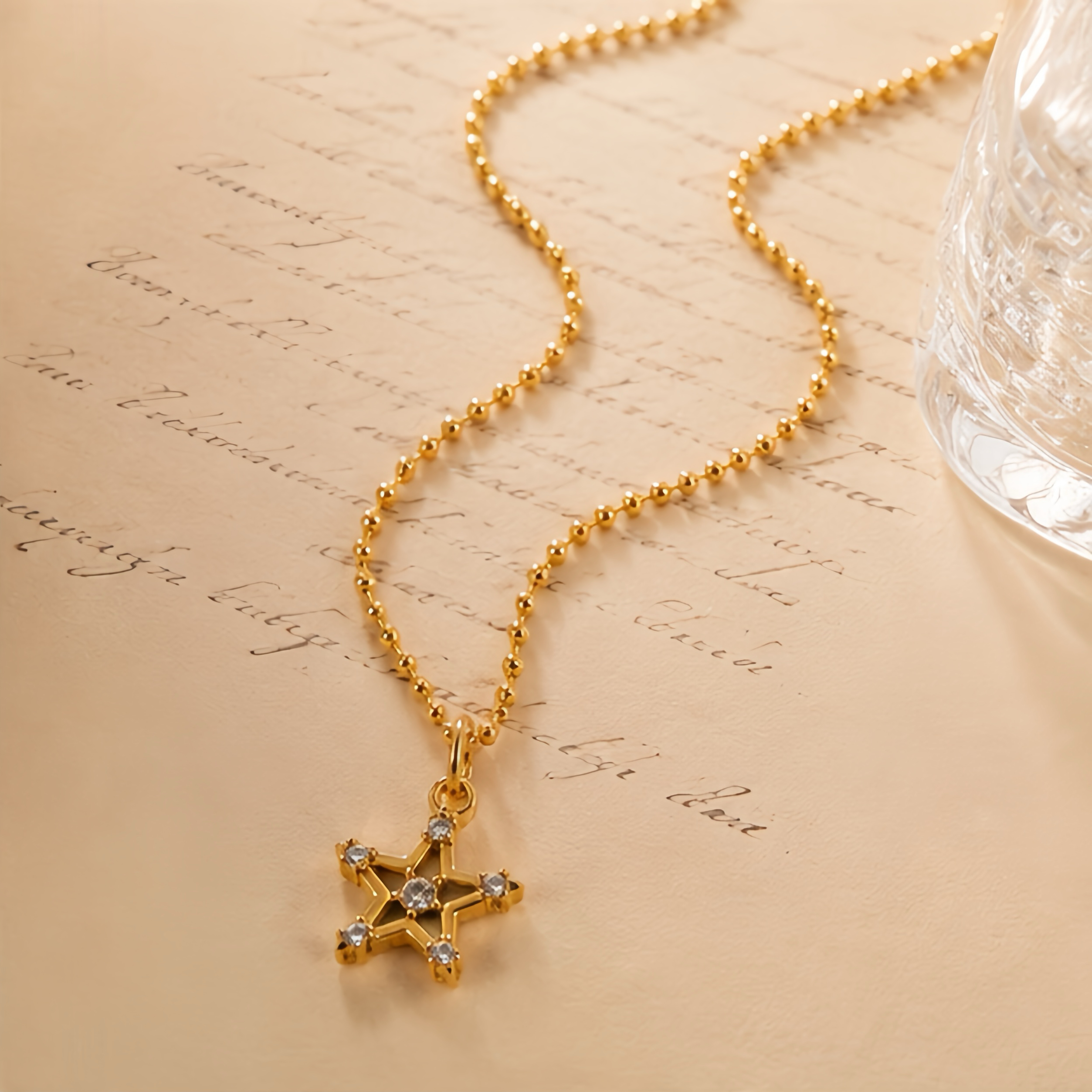 French-style hollowed-out hexagonal star-studded stainless steel round bead necklace, long-lasting color retention, niche collarbone chain, simple and light luxury, versatile for daily layering, high-end ladies' jewelry Specification image