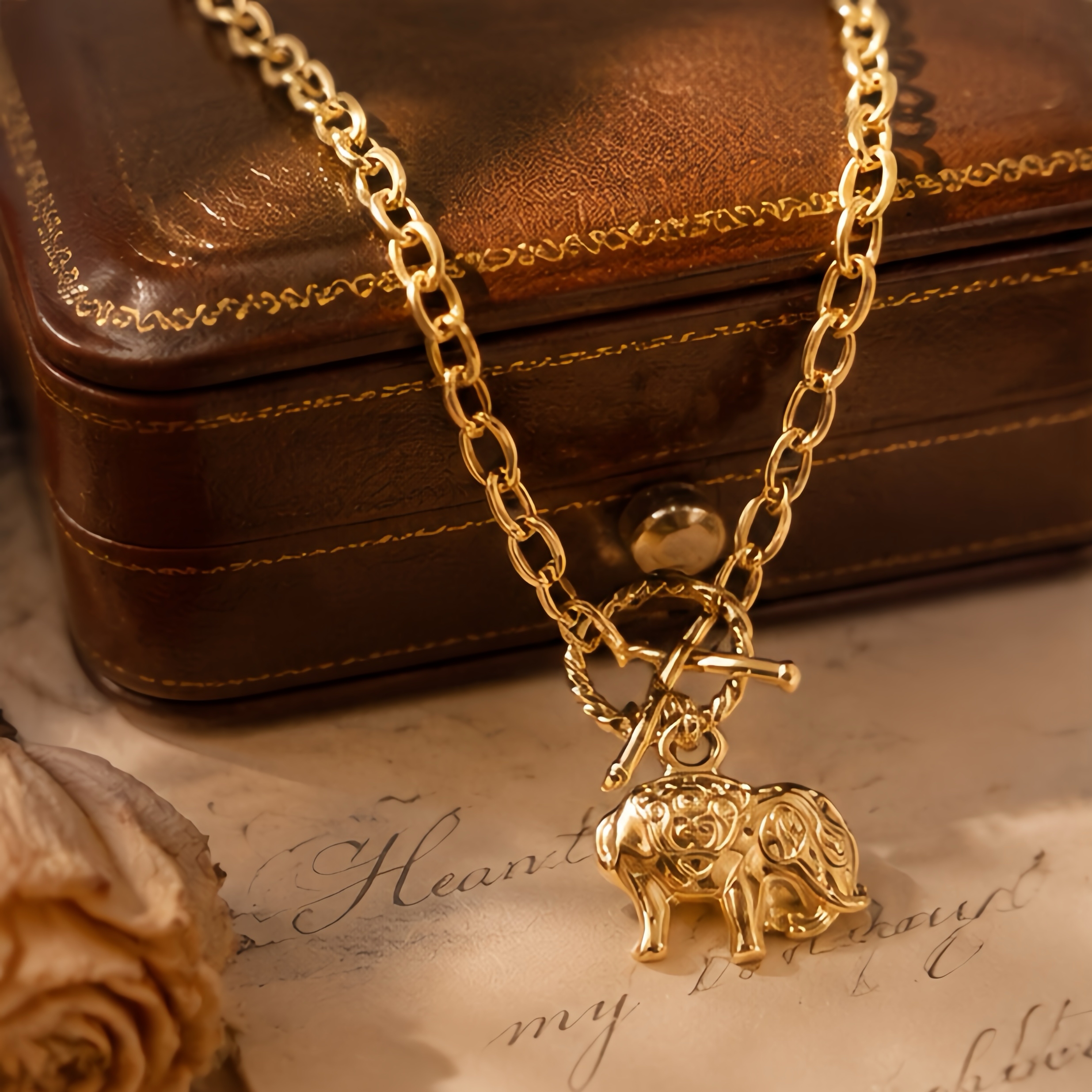 Three-dimensional auspicious image pendant, twisted ring OT buckle, thick chain collarbone chain, simple and elegant, street retro style, niche and individual trendy neck accessory details Picture