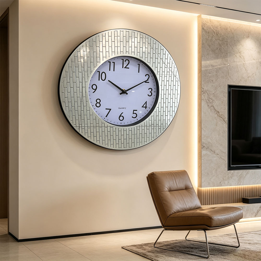 The silver brick-patterned frame circular craftsmanship wall clock is elegant and simple. The scale wall clock design is clean and refreshing, operates quietly, and combines beauty and practicality. It is suitable for hanging in the living room, dining room, home and office Item Picture