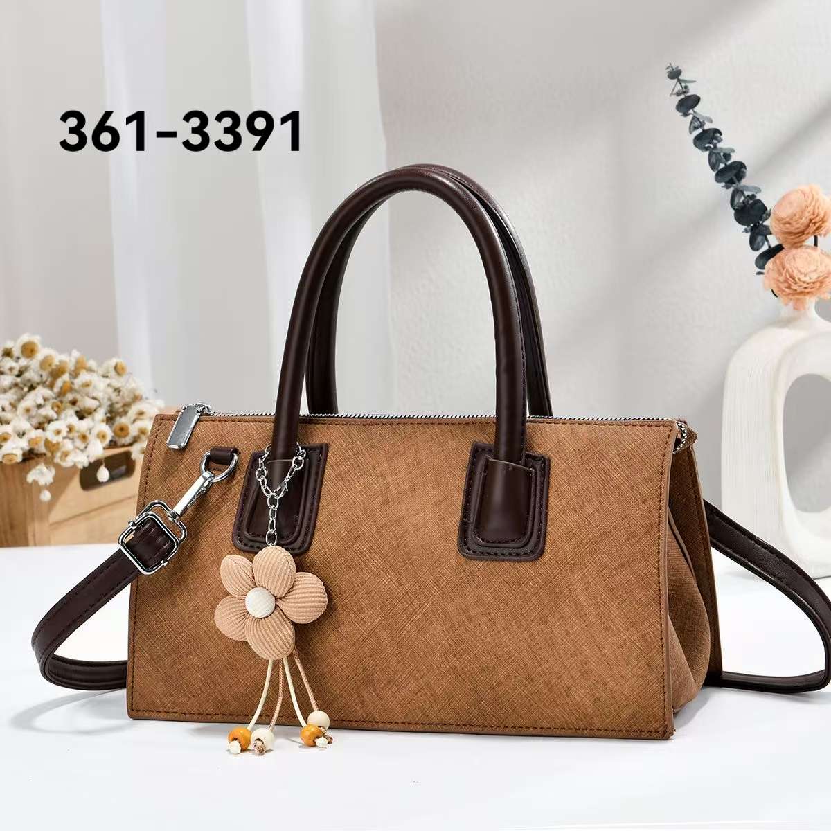 A new high-end, niche handbag for women, a stylish and versatile single-shoulder crossbody bag detail image 5